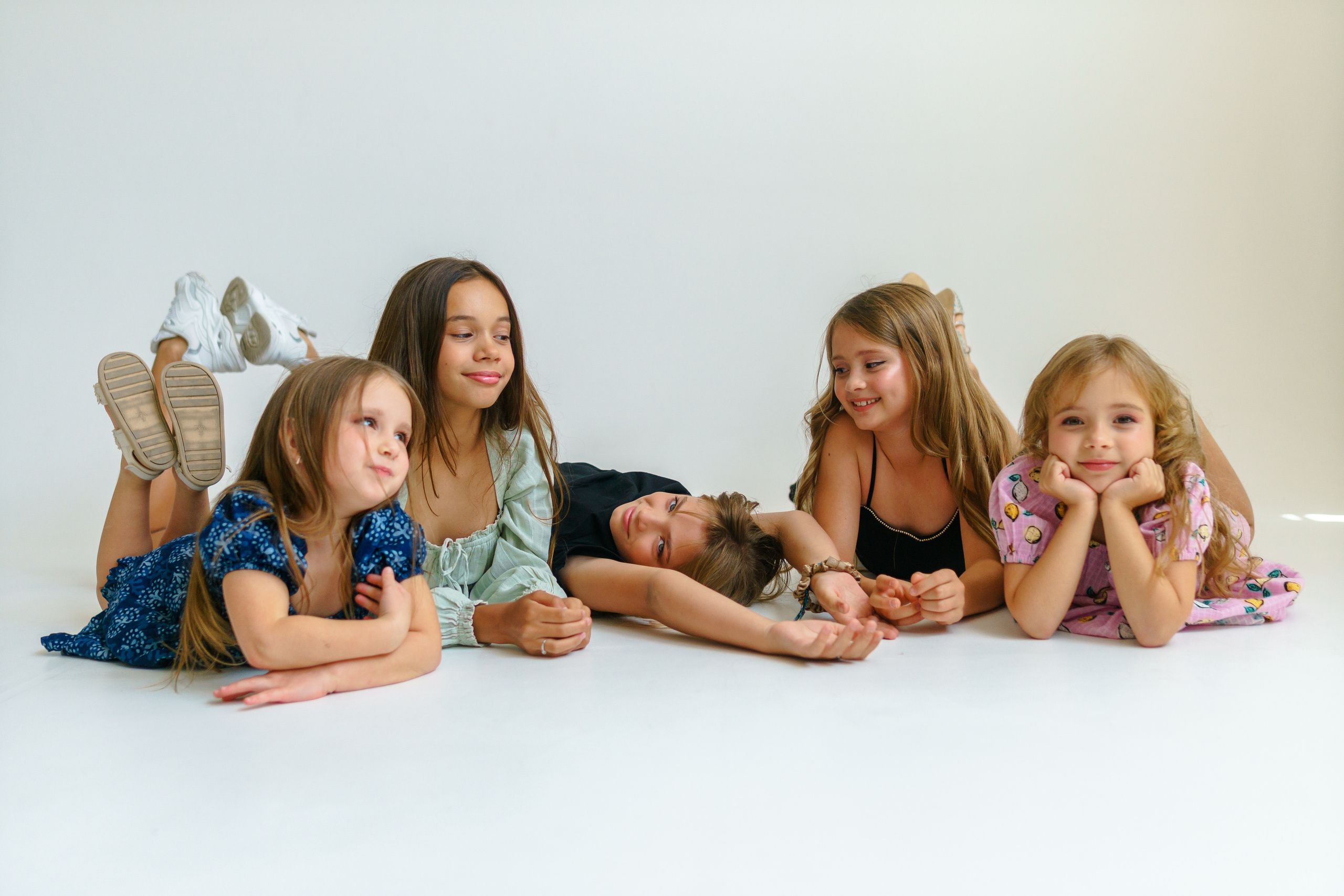 День рождения в студии. Фотограф в Португалии Полина Готовая