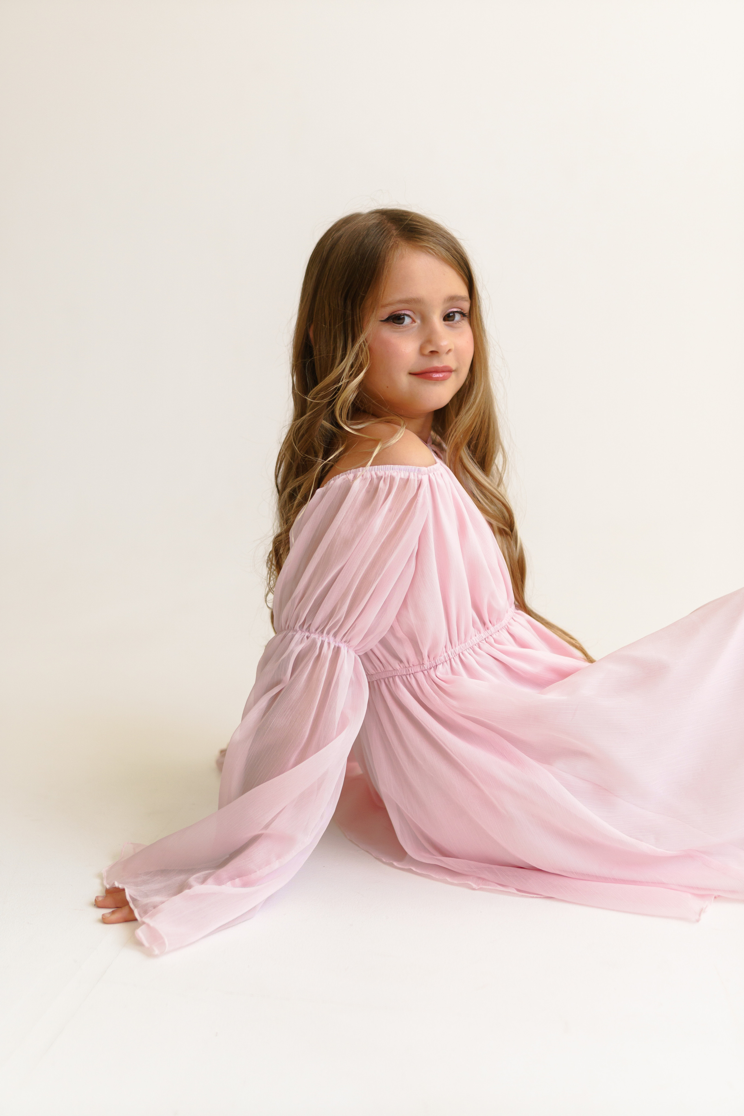 День рождения в студии. Фотограф в Португалии Полина Готовая