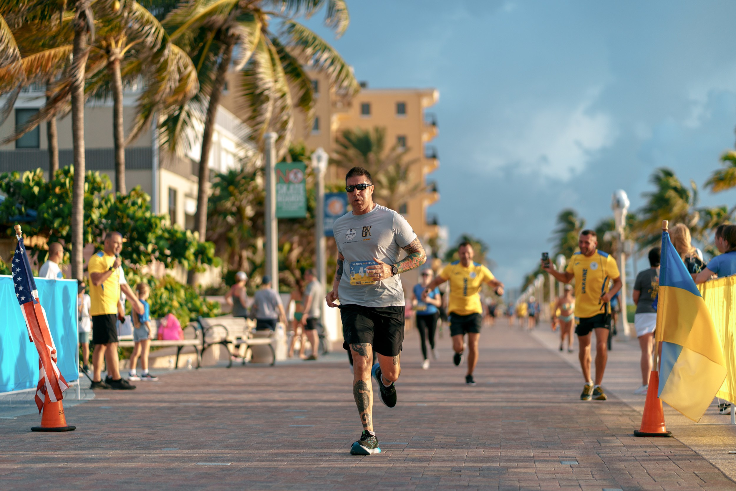 RAZOM RUN. ФОТОГРАФ ФЛОРИДА МАЙАМИ
