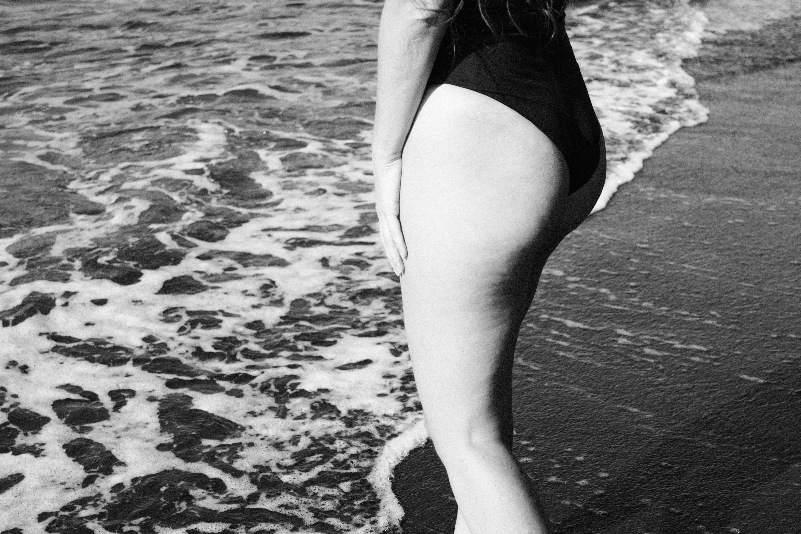 Meggy Câmara de Lobos + ocean. Portrait photographer in Madeira — Marina Shtukina