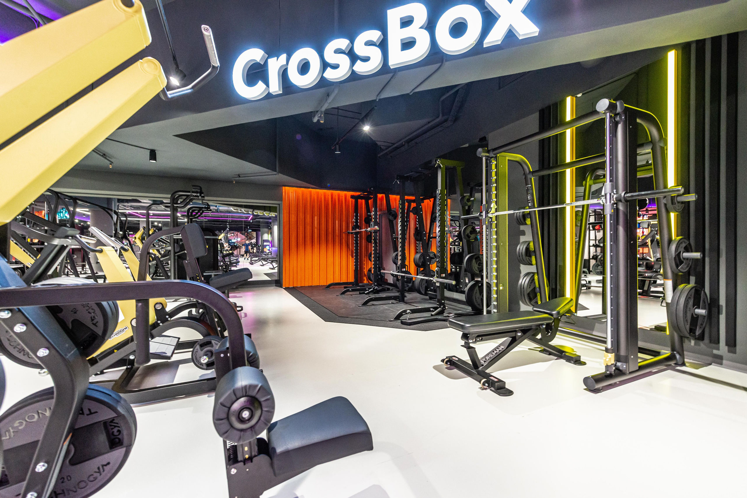 Фитнес-клуб DDX Fitness на ул. Лескова. ФОТОГРАФ МЕКСИКА КИНТАНА-РОО