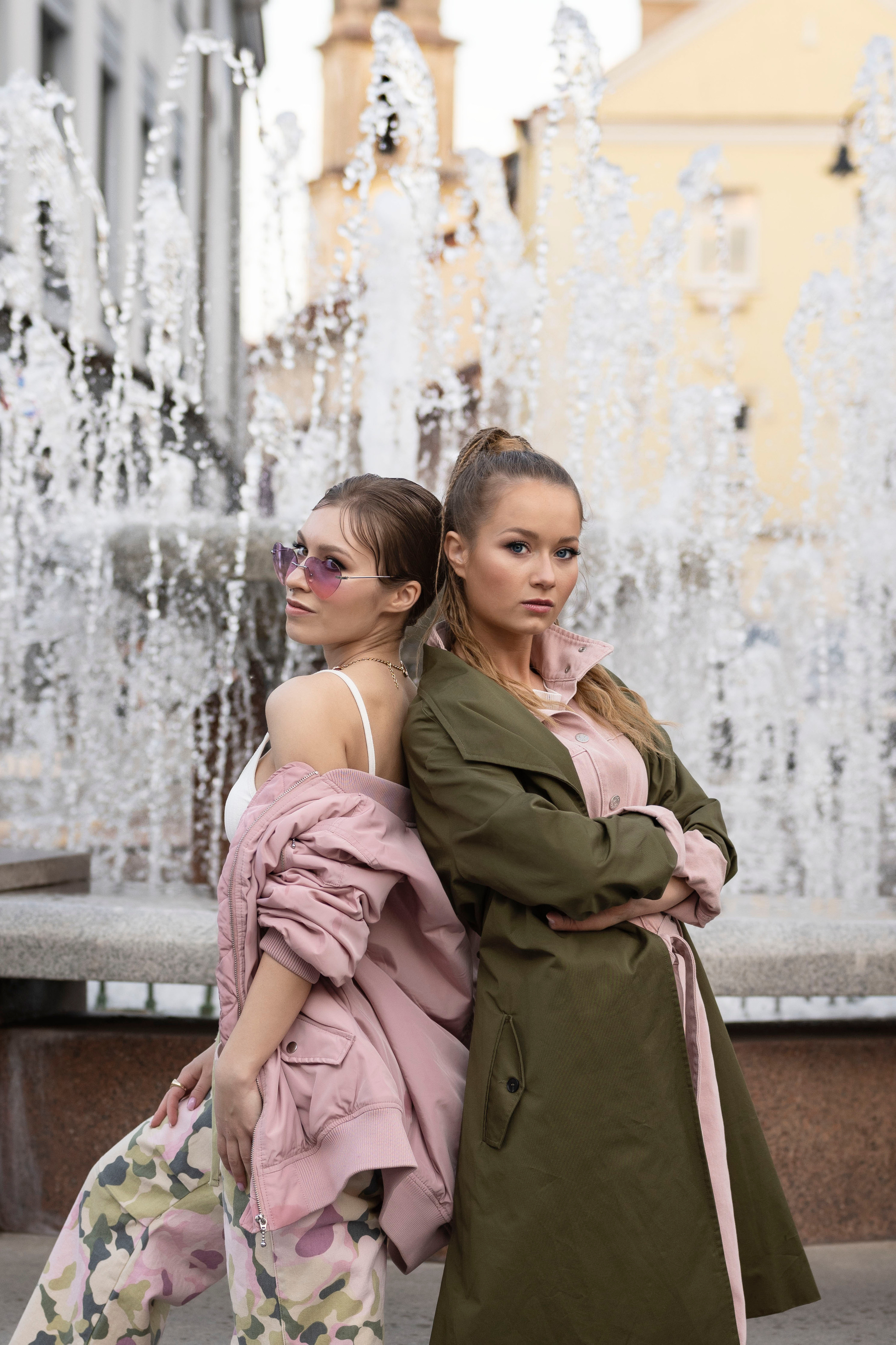 Настя и Соня. Прогулка в Вильнюсе. Анна Григьян — фотограф ретушёр в Даугавпилсе (Латвия)