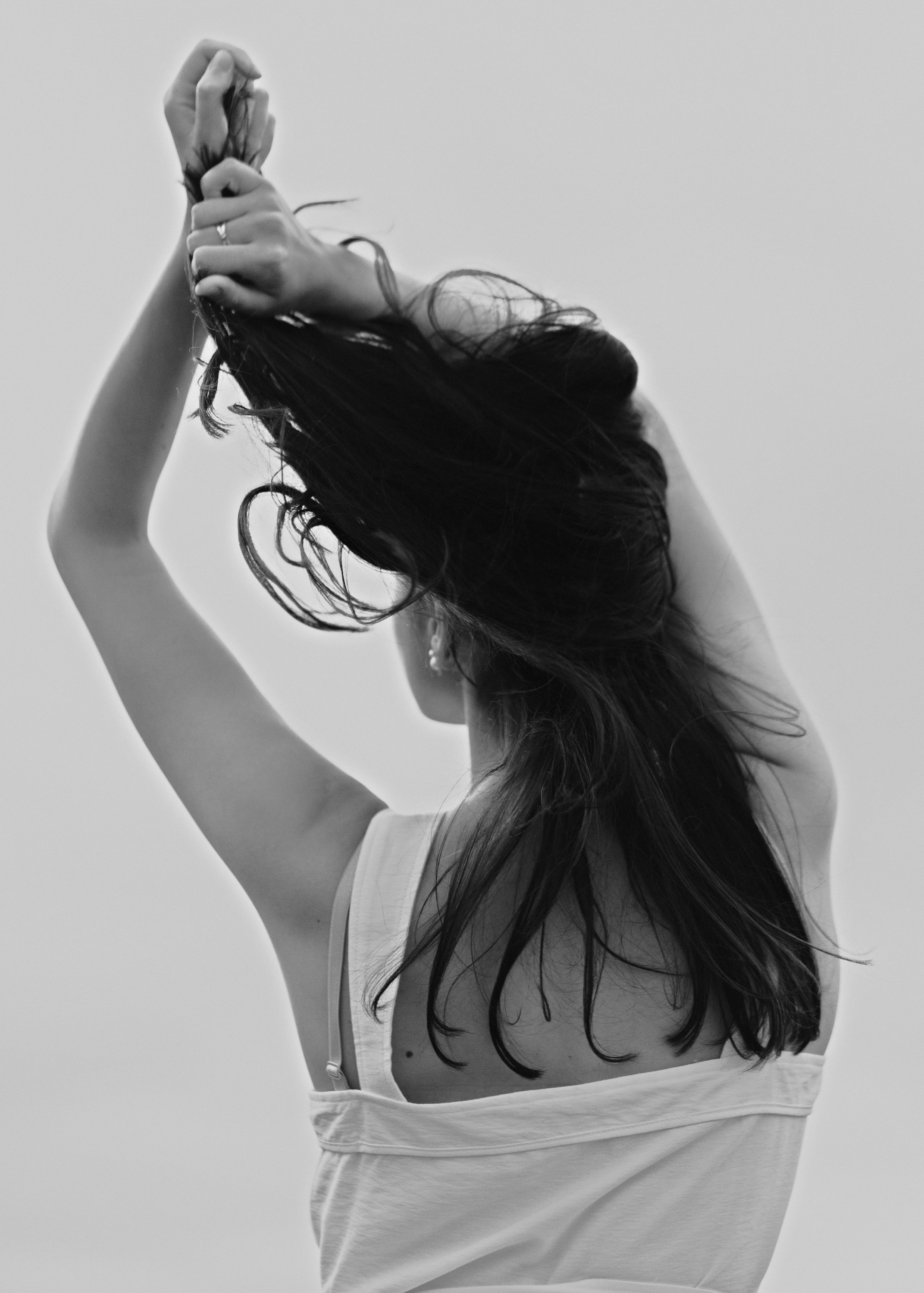 Katya | tenderness in the field. Kaja | fotograf psów we Wrocławiu