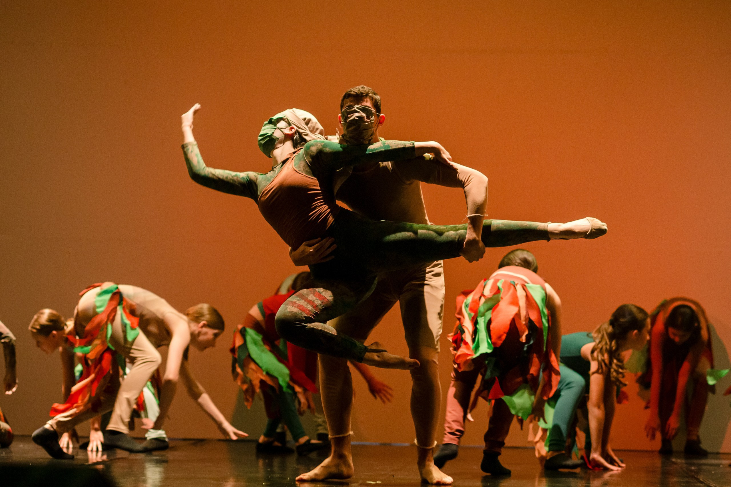 Espetáculo Teatral Alice no País das Maravilhas — Recriarte