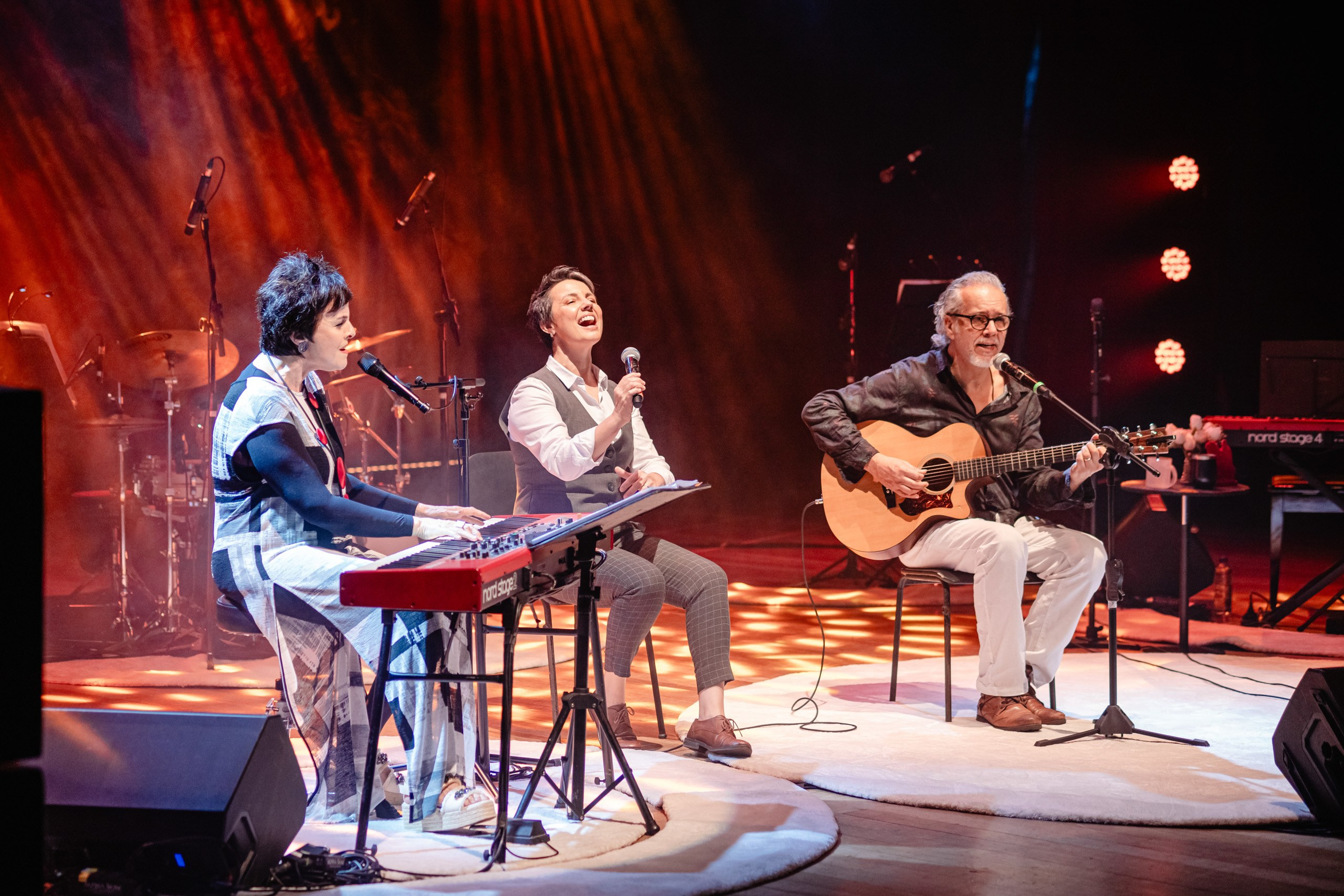 Show da cantora Leila Pinheira no Teatro Municipal de Itajaí
