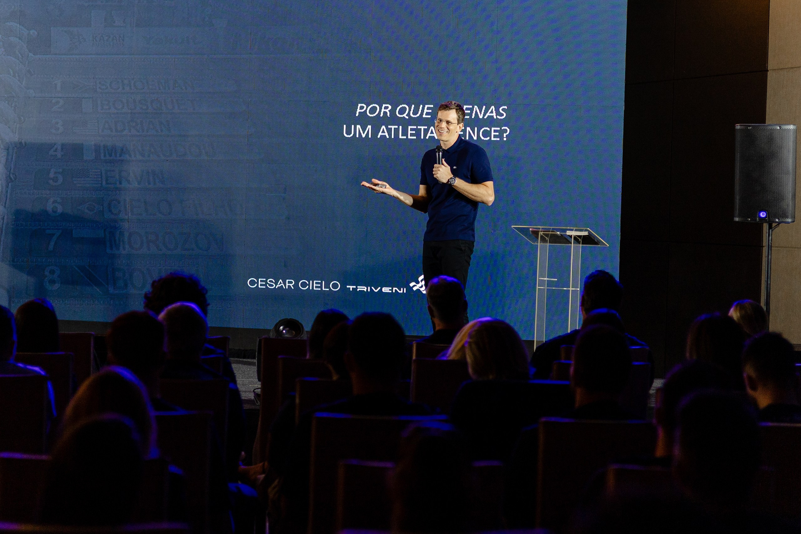 Evento corporativo Triveni Day com César Cielo em Itajaí