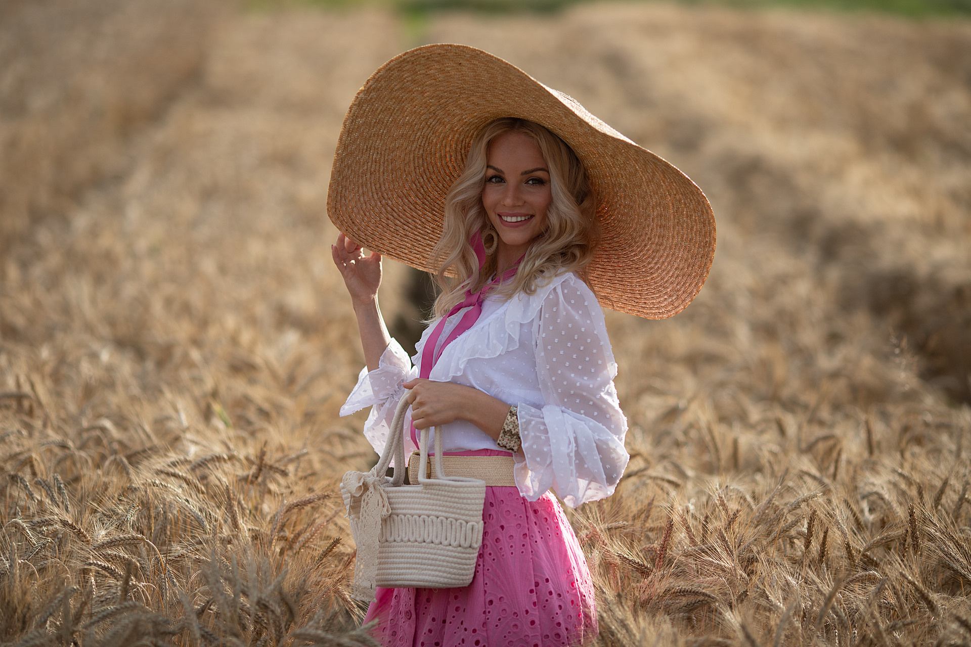 Artistically retouched photos. Family, kids and love story photographer in Toronto Marina Kishenko