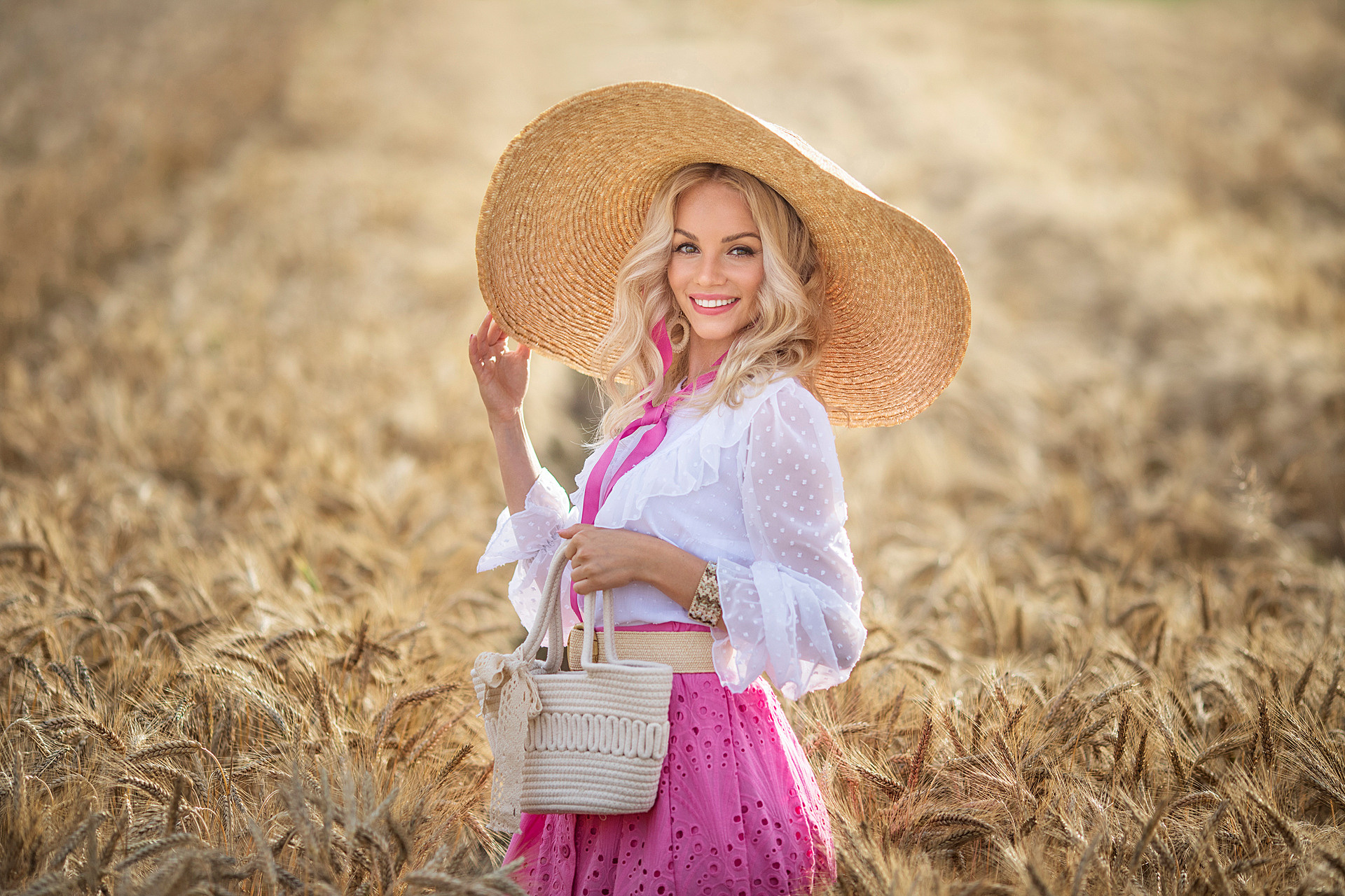 Artistically retouched photos. Family, kids and love story photographer in Toronto Marina Kishenko