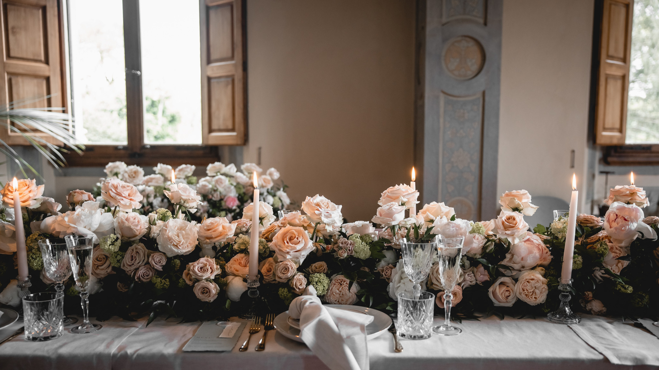 Tuscany Wedding Villa La Commenda Concordia. Professional wedding photographer in Copenhagen, Denmark — Julia Byron