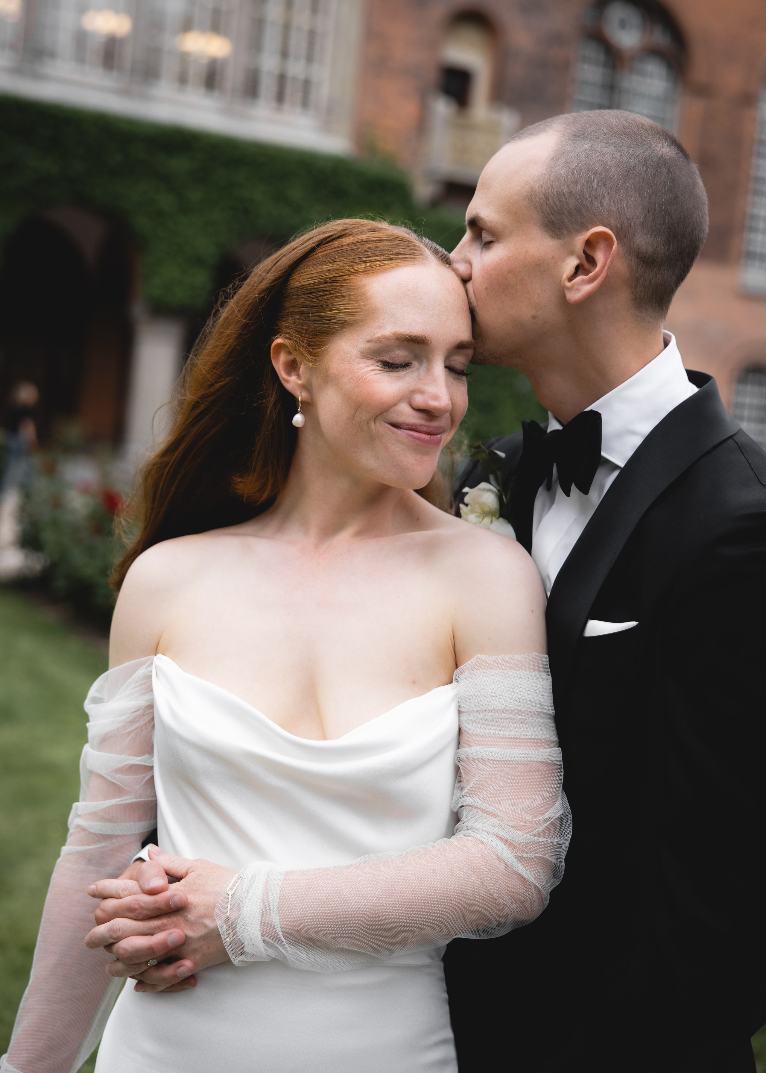 Sofia and Brandon. Professional wedding photographer in Copenhagen, Denmark — Julia Byron