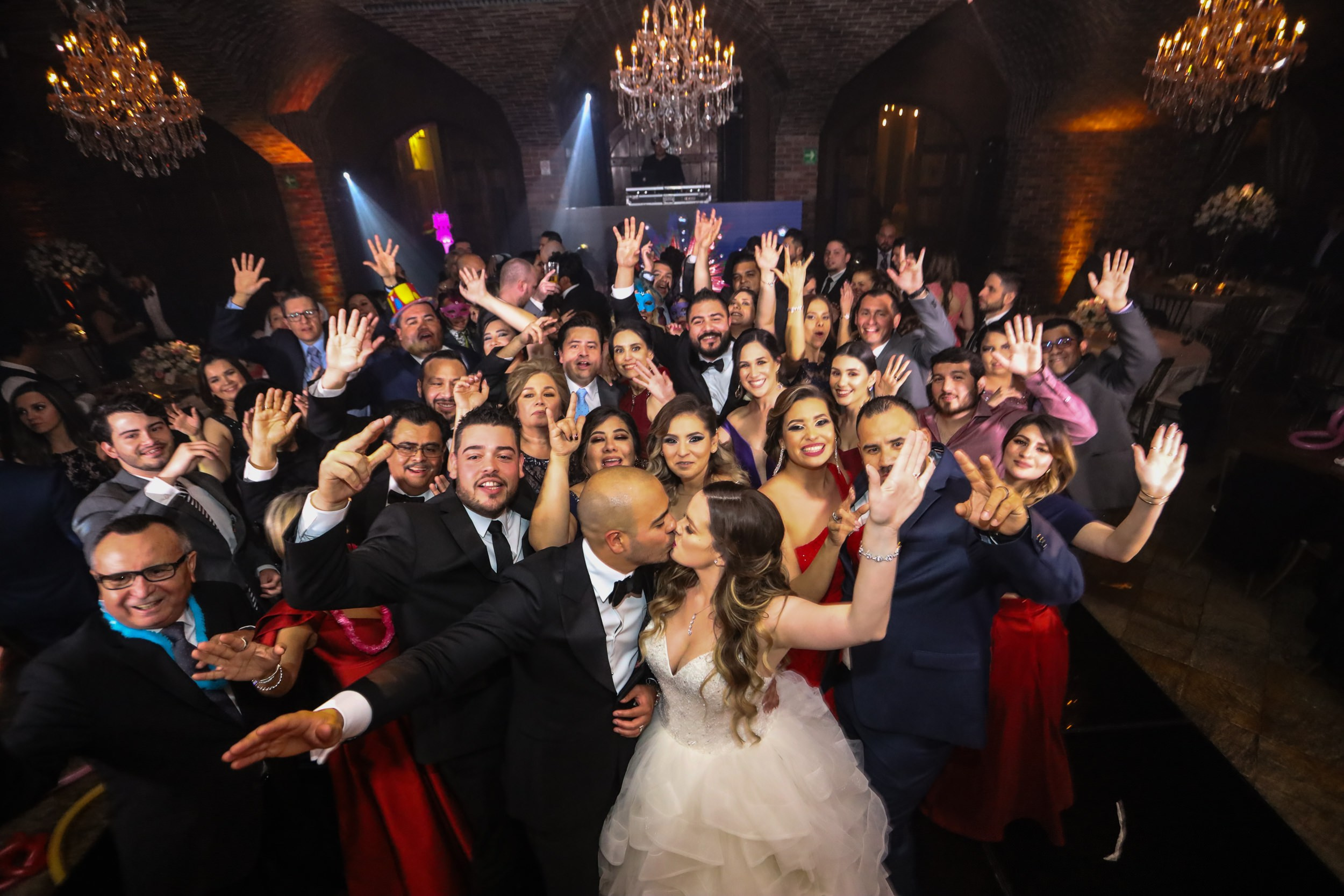 K Tower + Casa Baloyan + Espiritu Sto Boda Tijuana Keli y Claudio. Estudio de fotografia en Tijuana