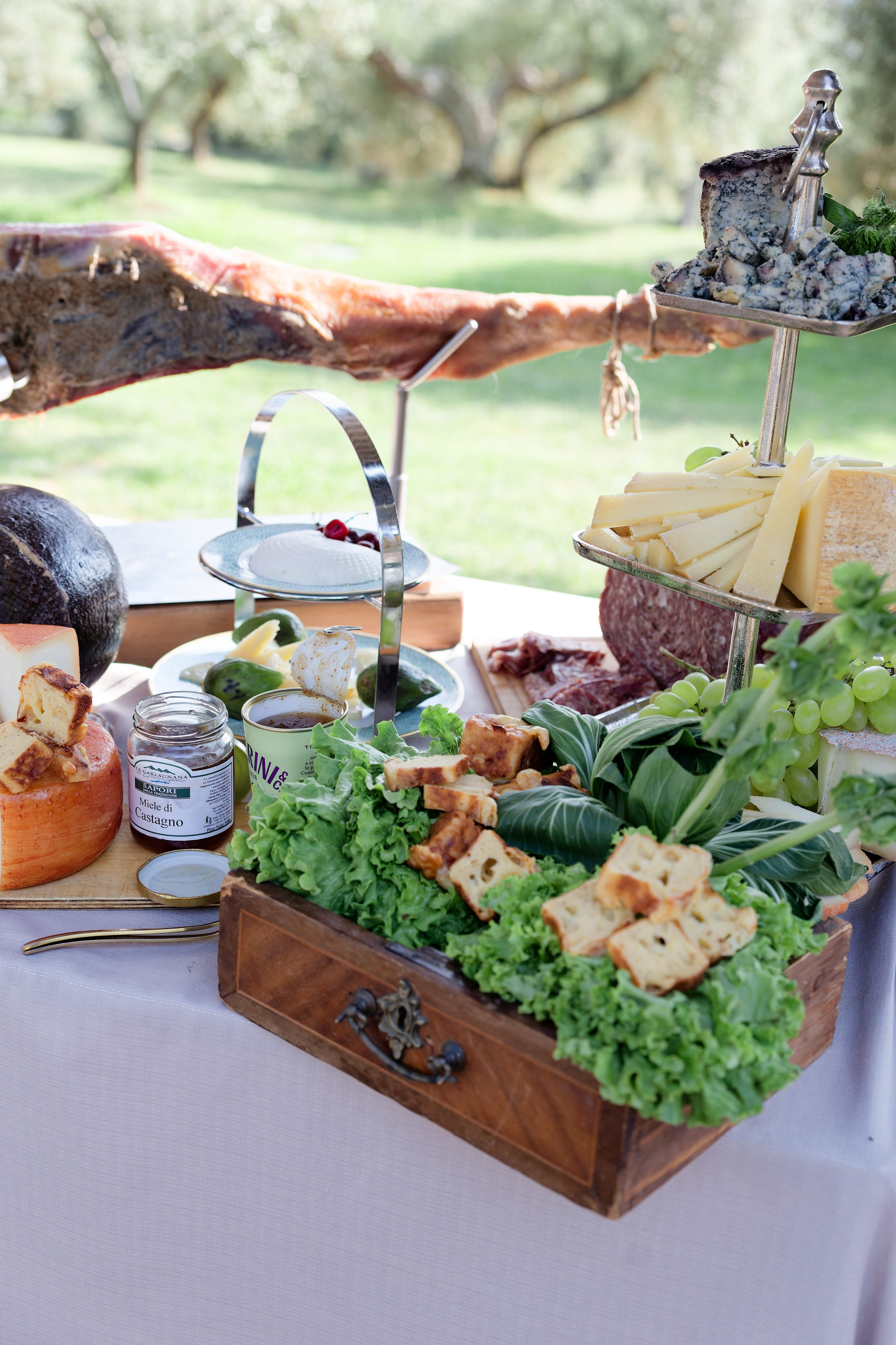 Wedding at Borgo Bastia Creti, Umbria