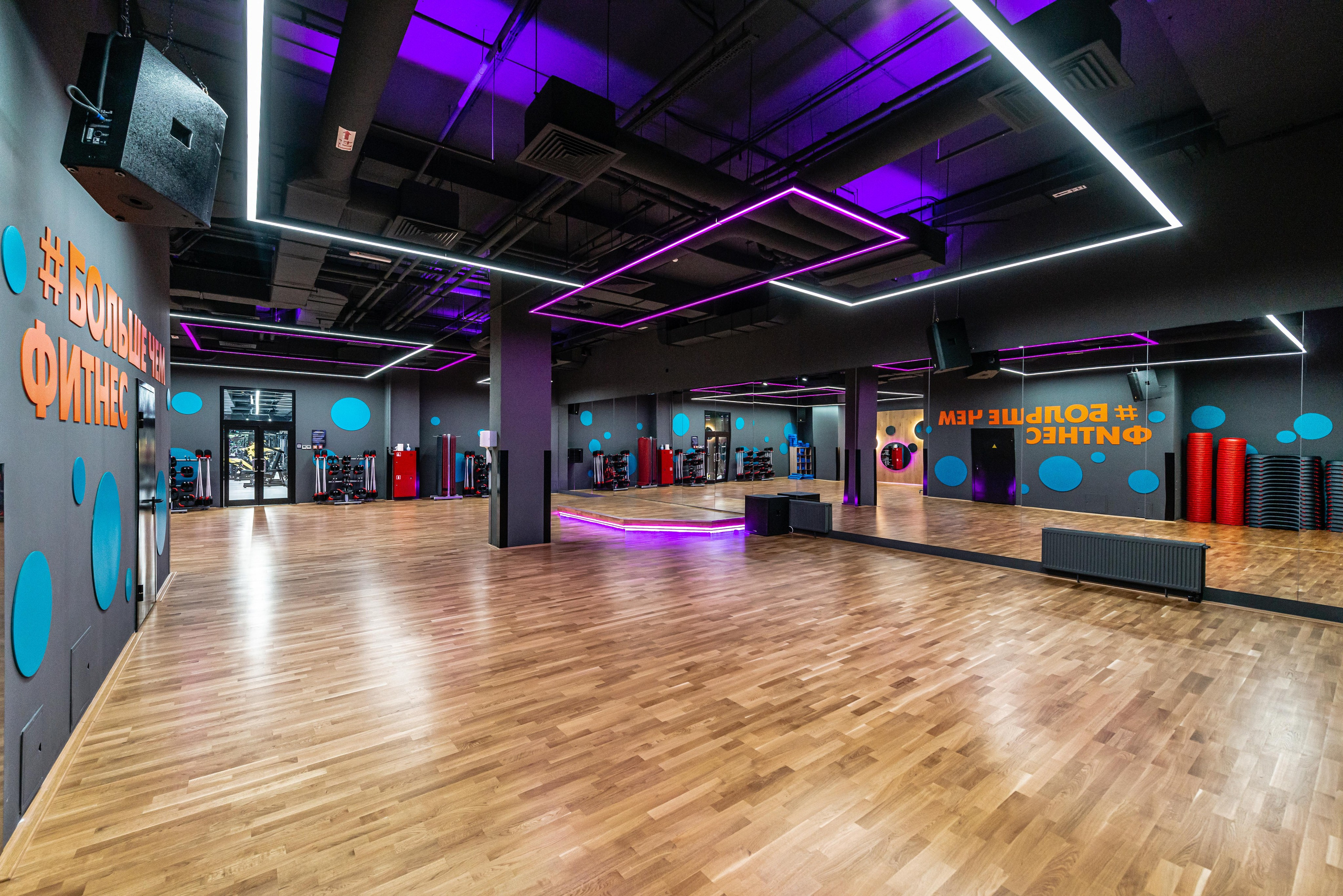 Фитнес-клуб DDX Fitness в Жулебино. ФОТОГРАФ МЕКСИКА КИНТАНА-РОО