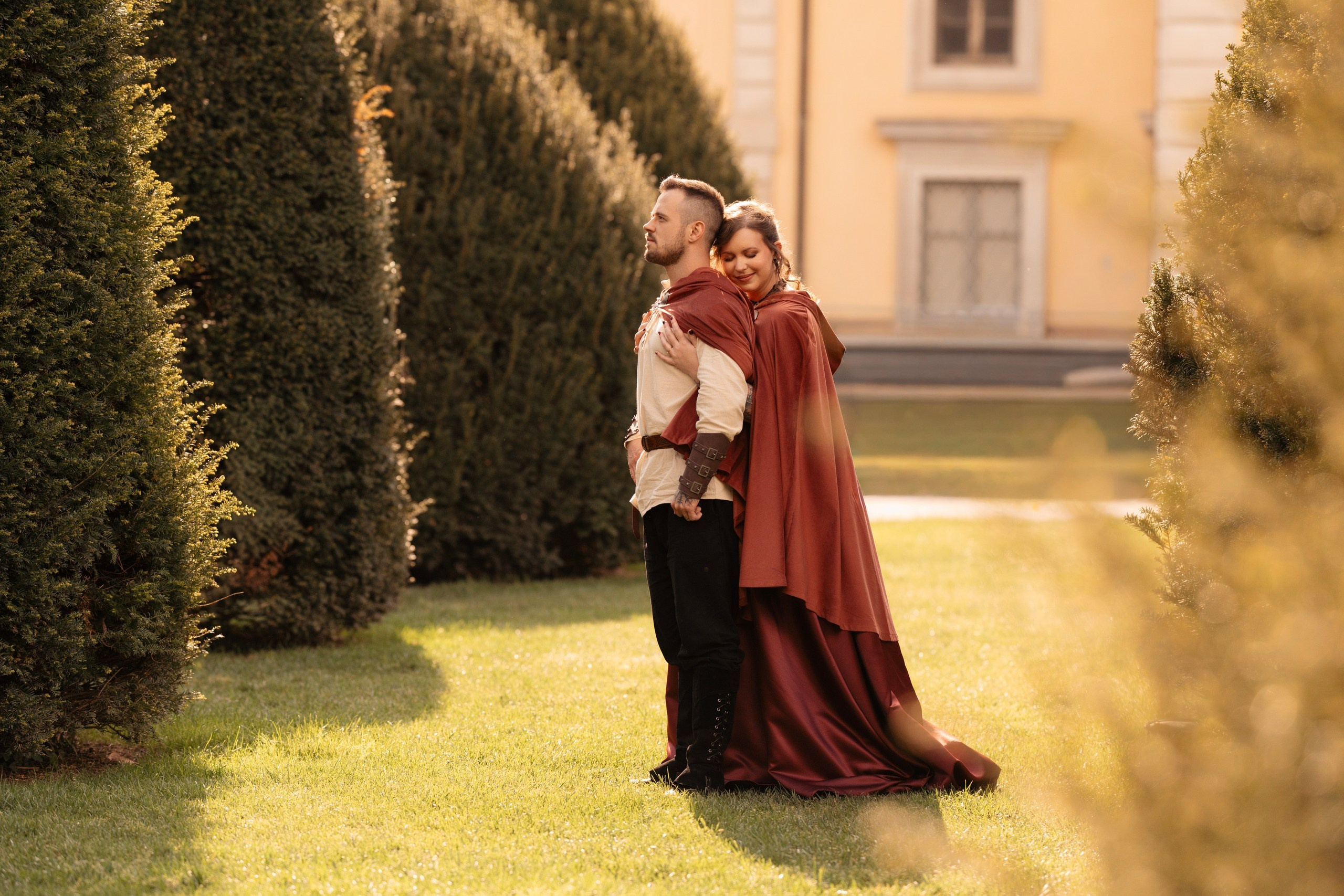 Medieval Love Story. Wedding Photographer Lake Como Ferrari Media Production