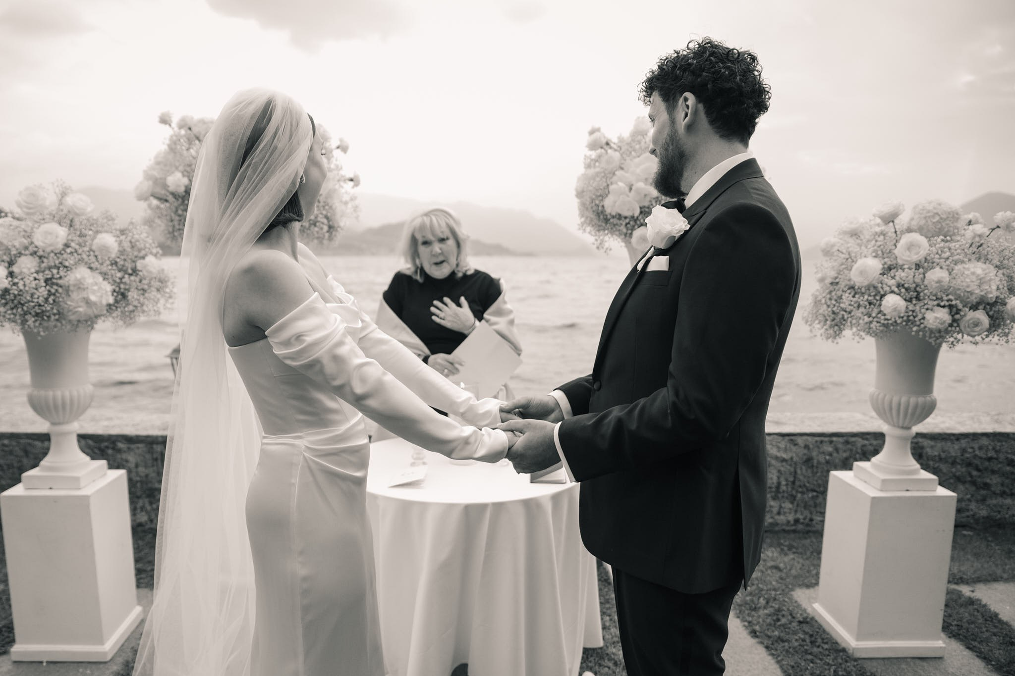 Roxie & Richard Wedding. Fotografo matrimonio Lago di Como Ferrari Media Production