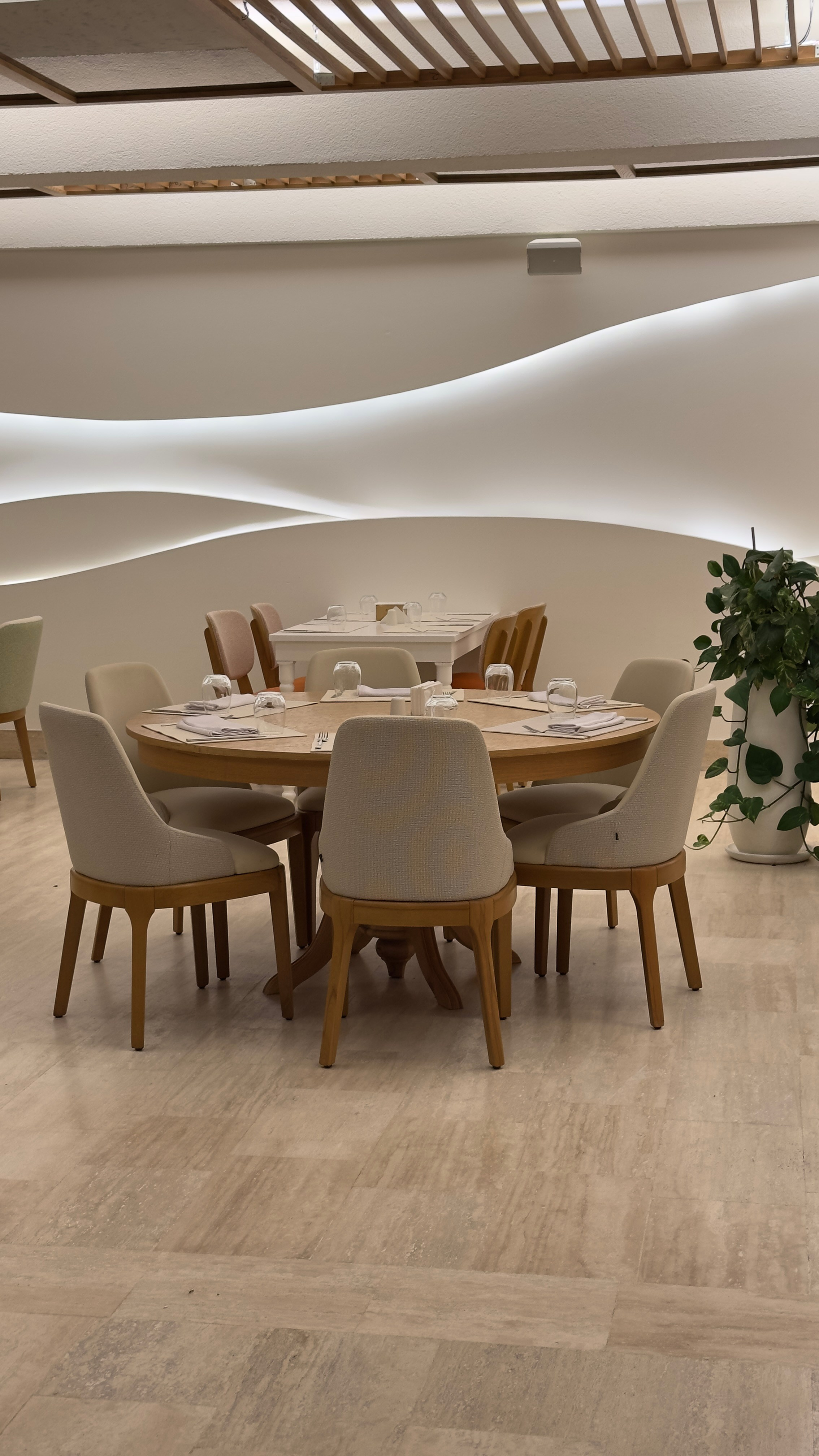 Mirada Exlusive. Professional photographer and videographer specializing in filming hot