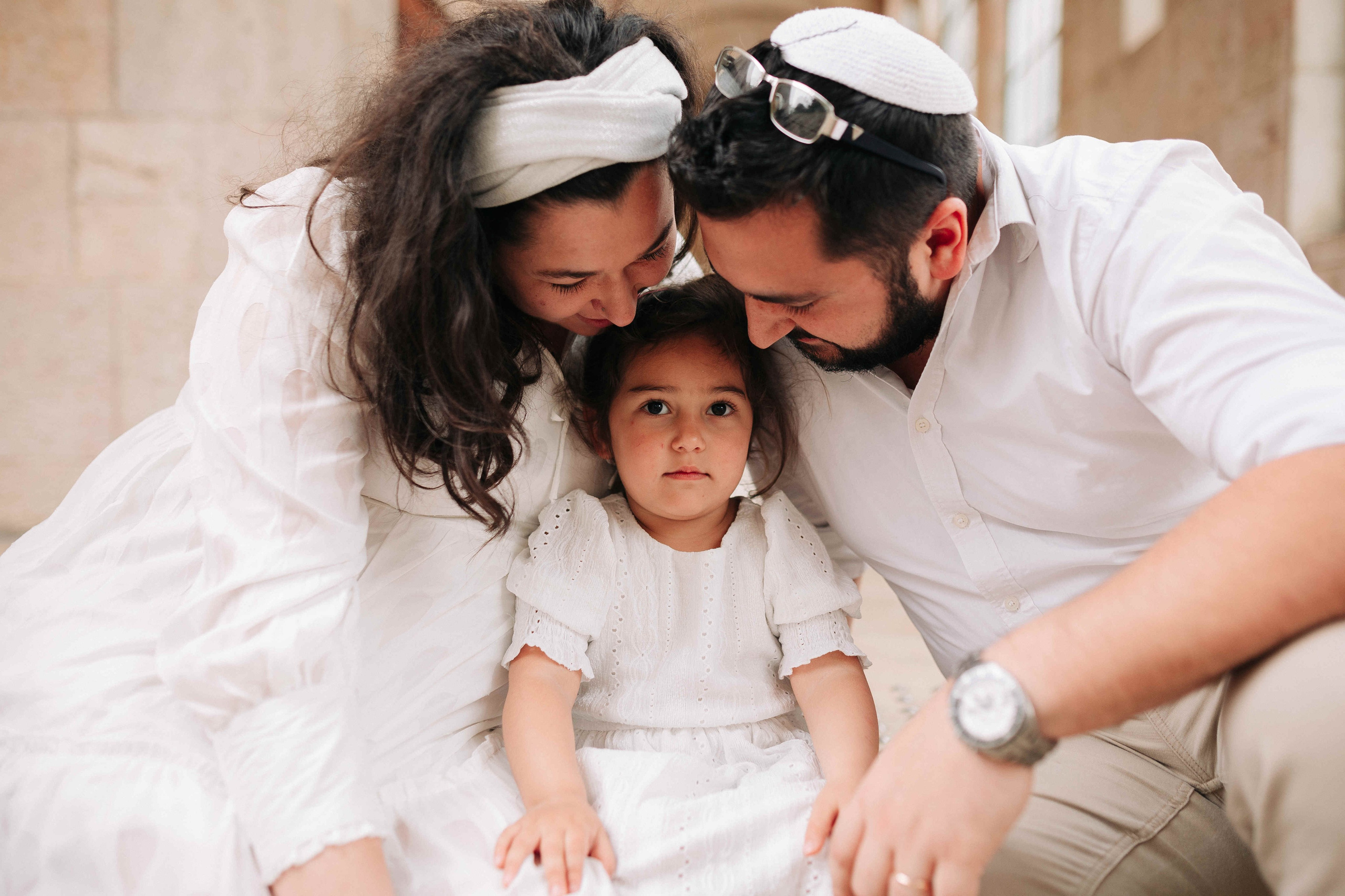 EXPECTING A BABY, JERUSALEM. PHOTOGRAPHER IN ISRAEL