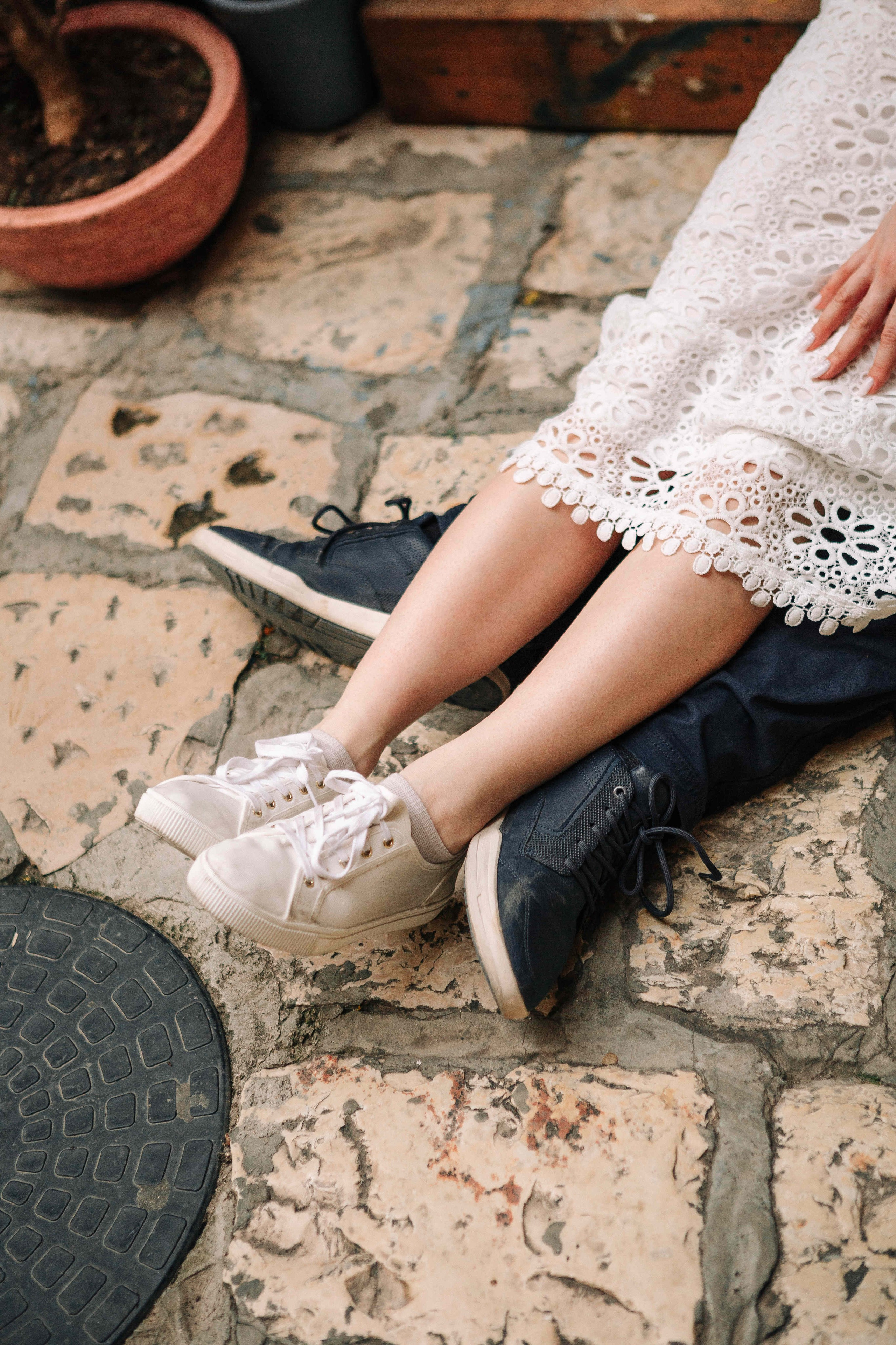 LOVERS IN JAFFO. PHOTOGRAPHER IN ISRAEL