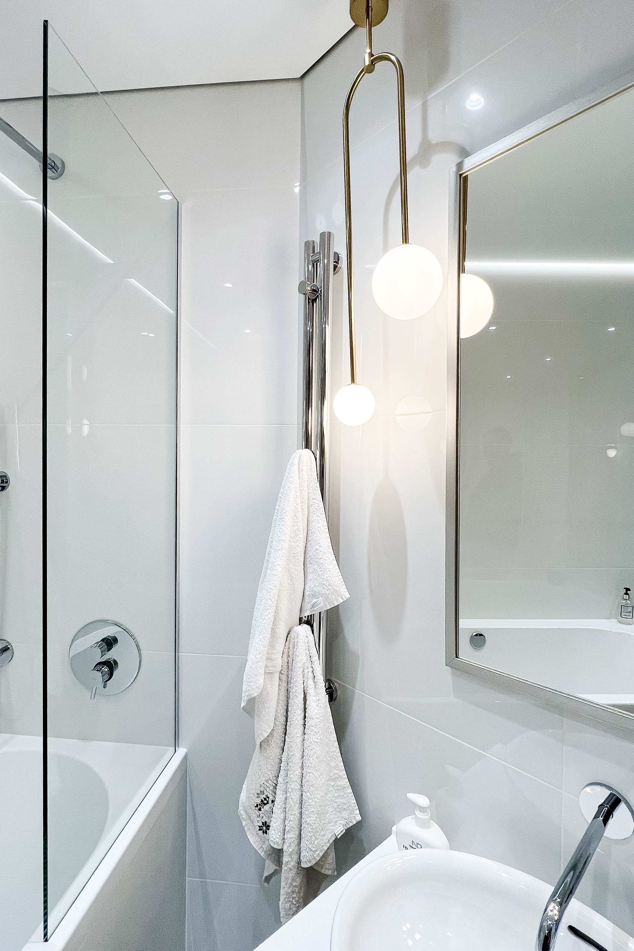 The apartment is in a modern style. Fotograf Dmitrii Donets