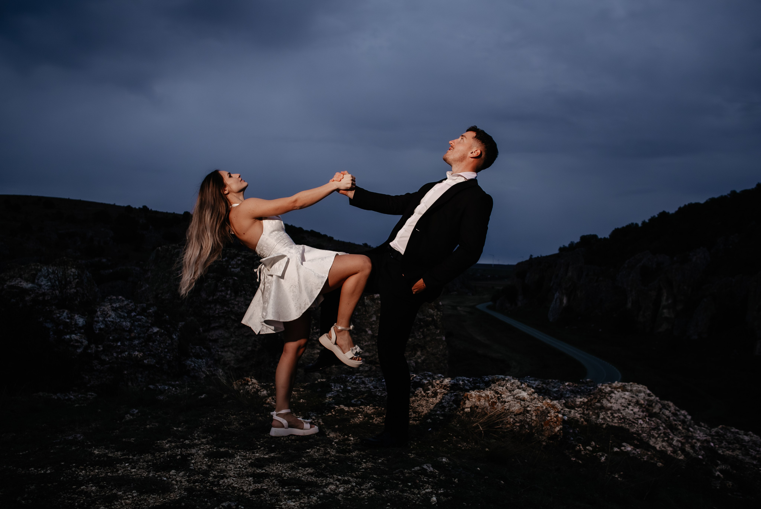 ANDREEA & RAZVAN - SAVE THE DATE. Fotograf Nuntă | Lucian Murgeanu - Fotograf Profesionist Evenimente