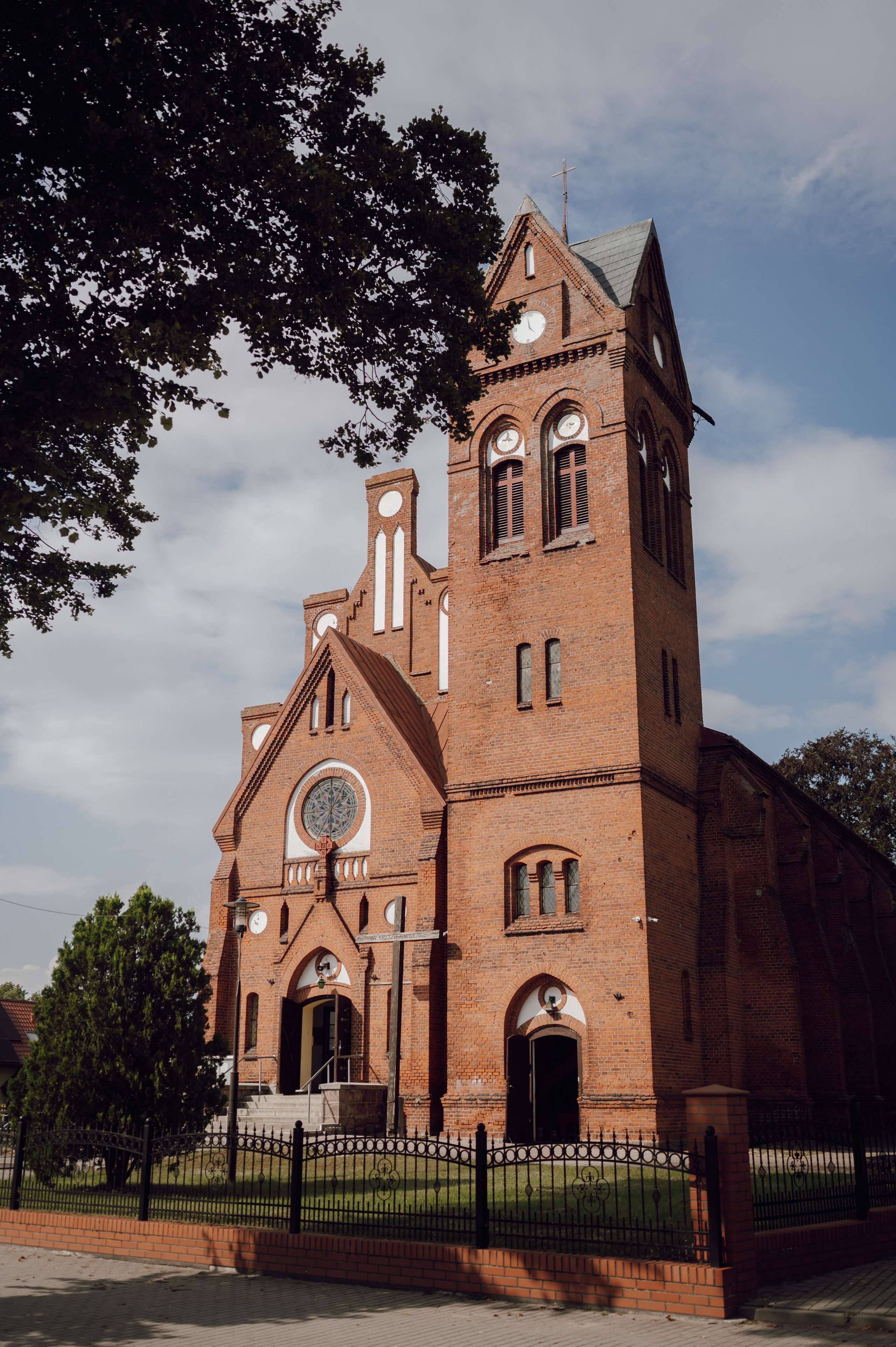 Reportaż Ślubny – Zuzia i Jasiek | Fotograf Ślubny Poznań. Ślubny fotograf Poznań | Oliwia Makara