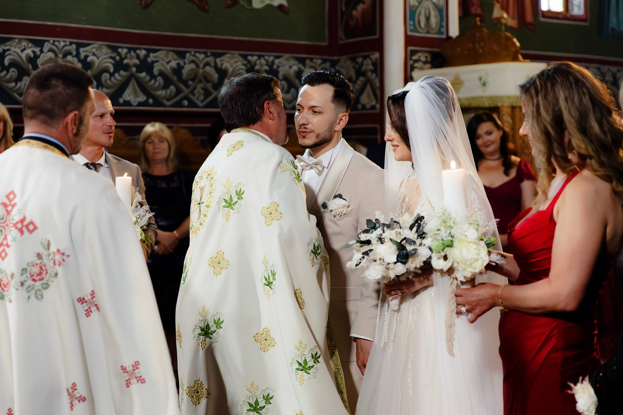 Ioana & Ionuț | Nuntă de poveste la Păstrăvăria Poiana din Mălini județul Suceava. Servicii foto-video profesionale, pentru momente de neuitat