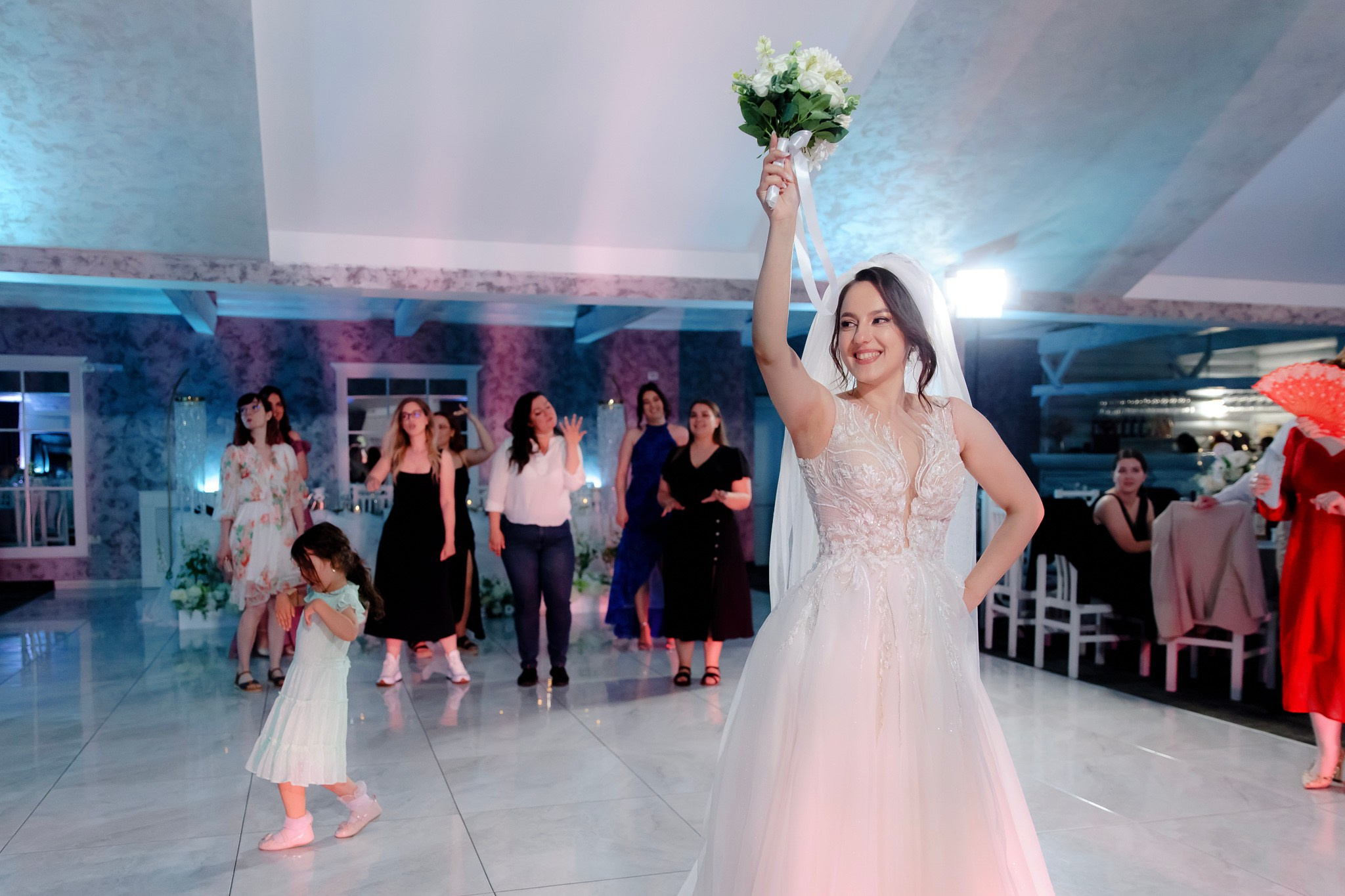 Ioana & Ionuț | Nuntă de poveste la Păstrăvăria Poiana din Mălini județul Suceava. Servicii foto-video profesionale, pentru momente de neuitat