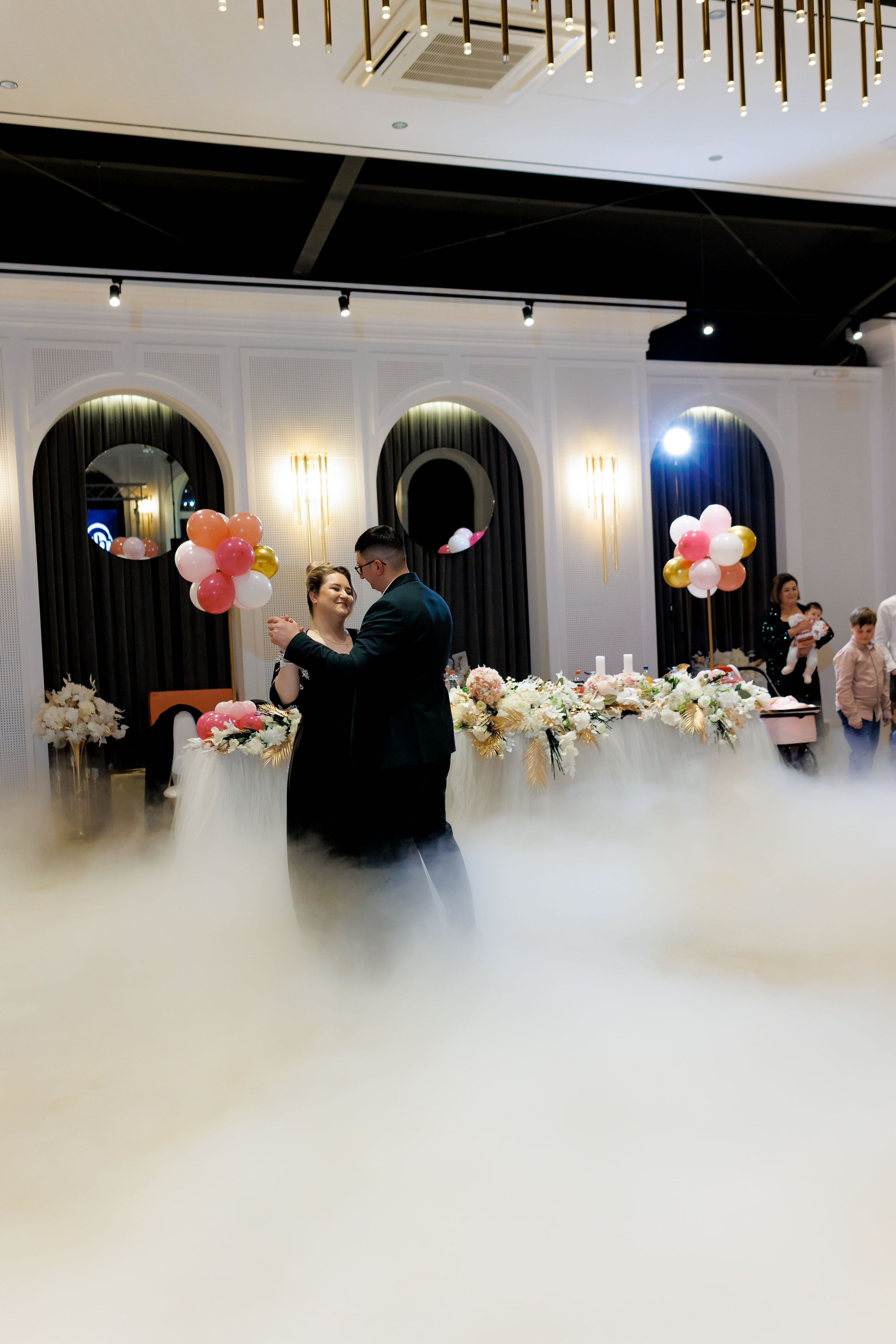 Povestea voastră, regizată de noi |Cristi Turculet Videograf Nuntă Suceava | wedding highlight. Servicii foto-video profesionale, pentru momente de neuitat