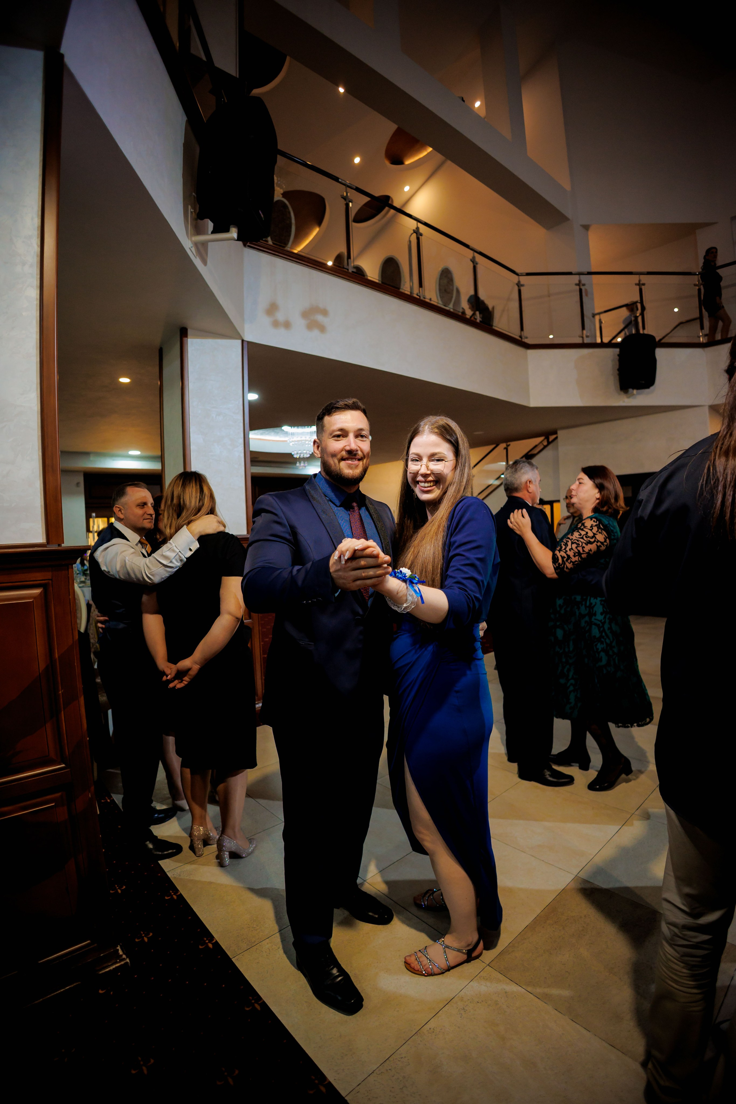 Loredana & Emilian – Ziua Nunții | Videografie - fotografie Botez Suceava, Iași, Botoșani. Servicii foto-video profesionale, pentru momente de neuitat