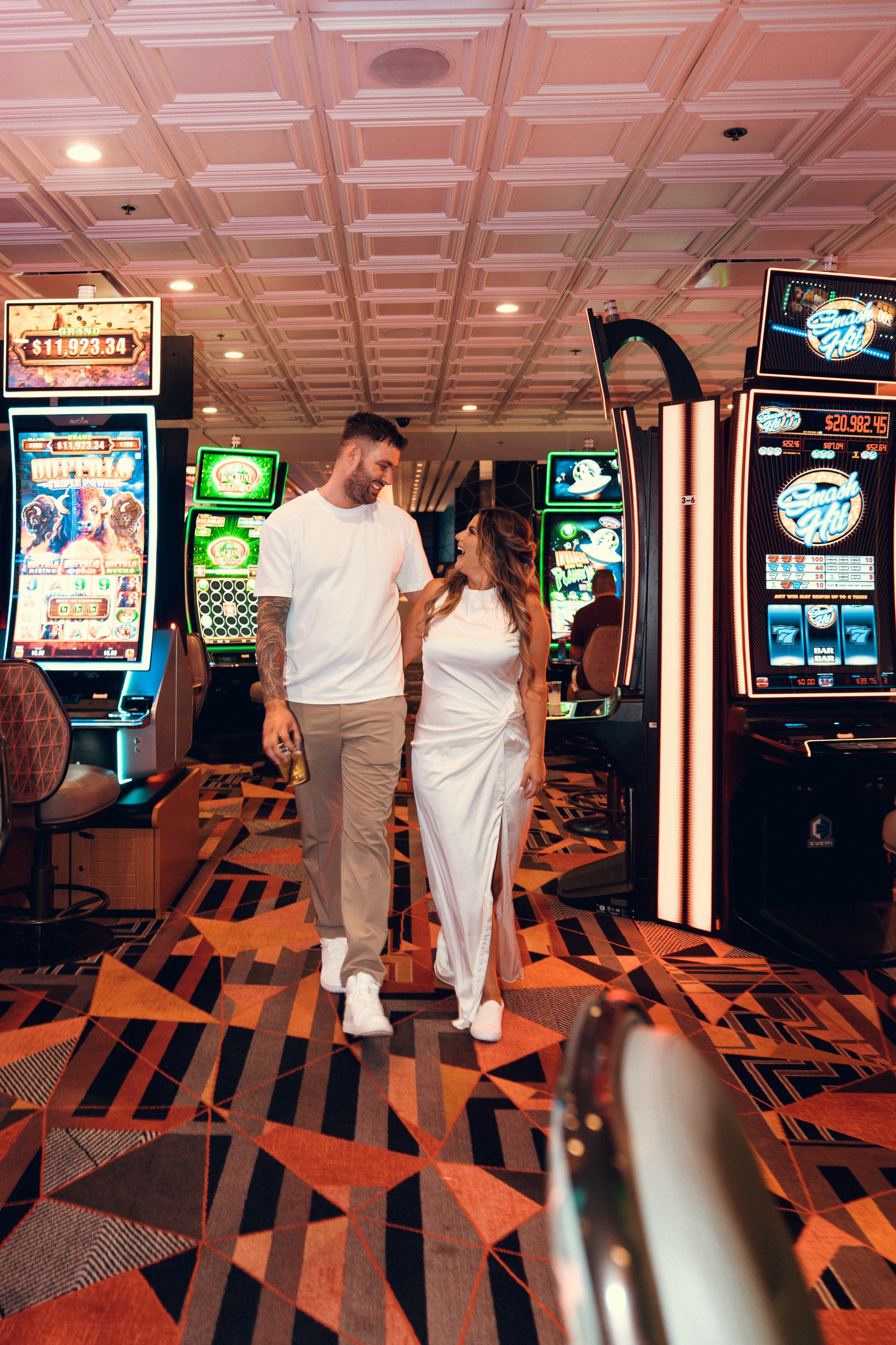 Samanta&Jacob. Wedding & elopement photographer Viktoriya Kravtsov. Las Vegas