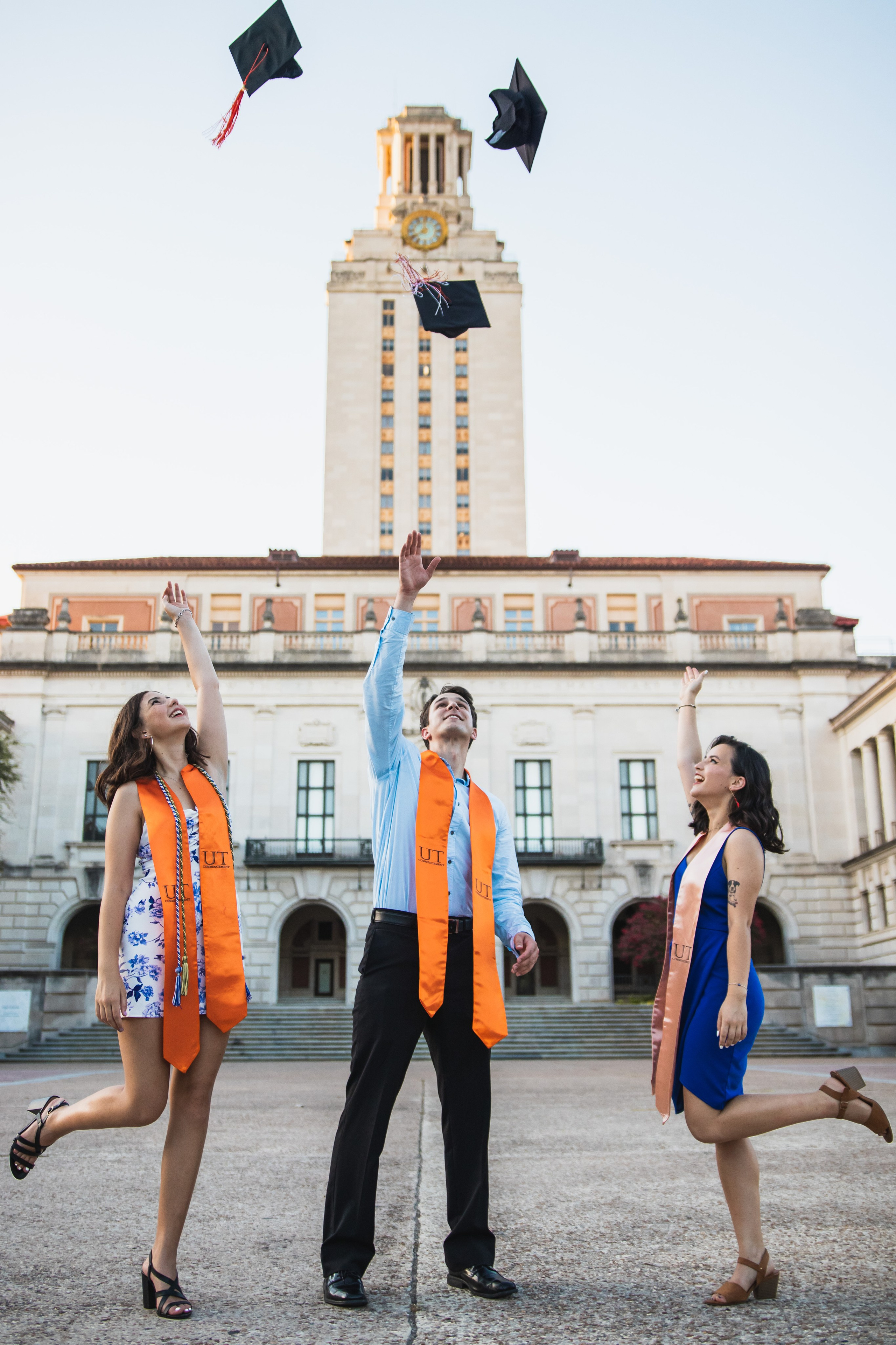 Group senior photoshoot at the University of Texas Austin