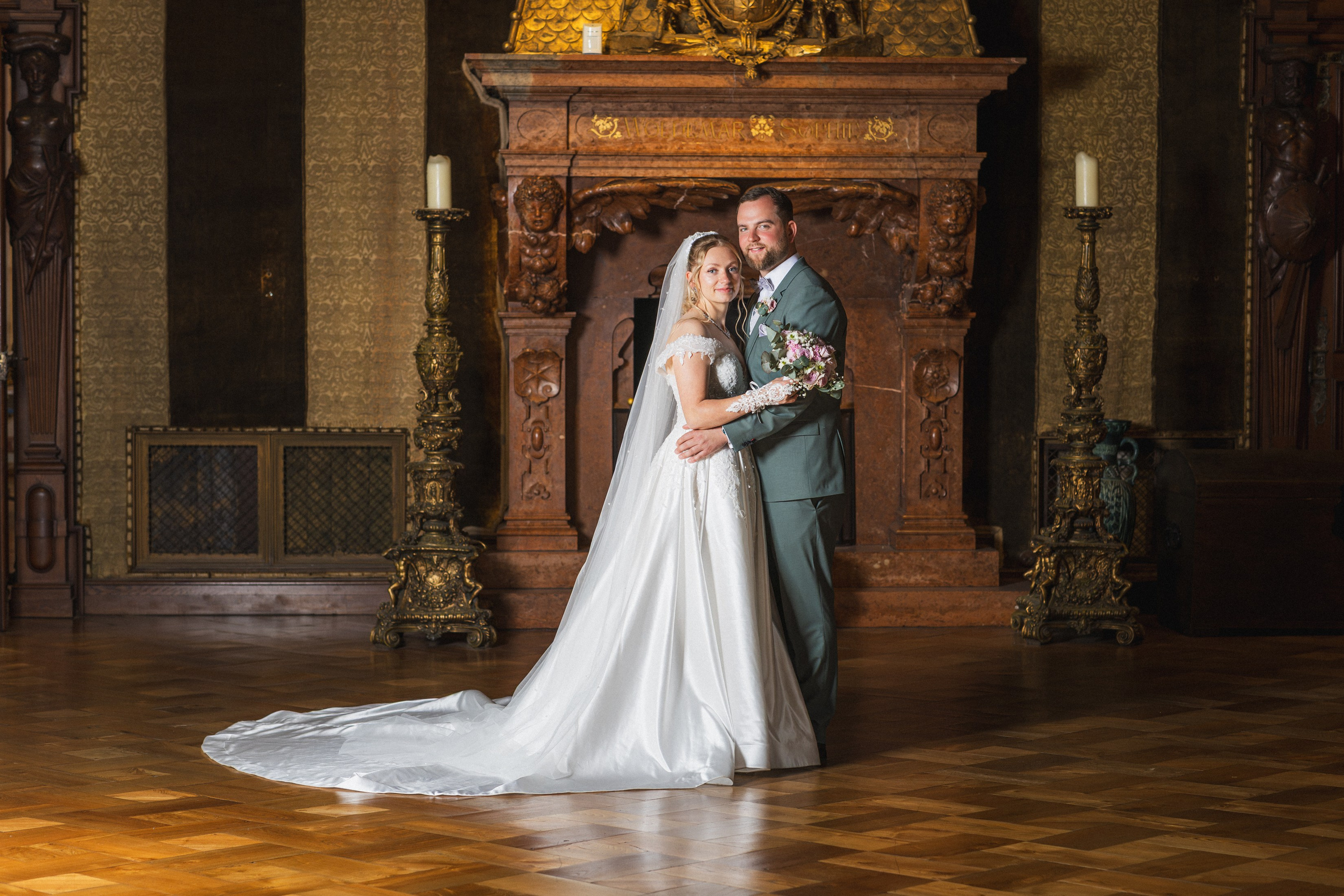 Hochzeit im Schloss Detmold – Kreatives Hochzeit Fotoshooting & Emotionale Hochzeitsreportagen!. Hochzeitsfotografin in Gütersloh | Authentische Hochzeitsreportagen | TK Photographie