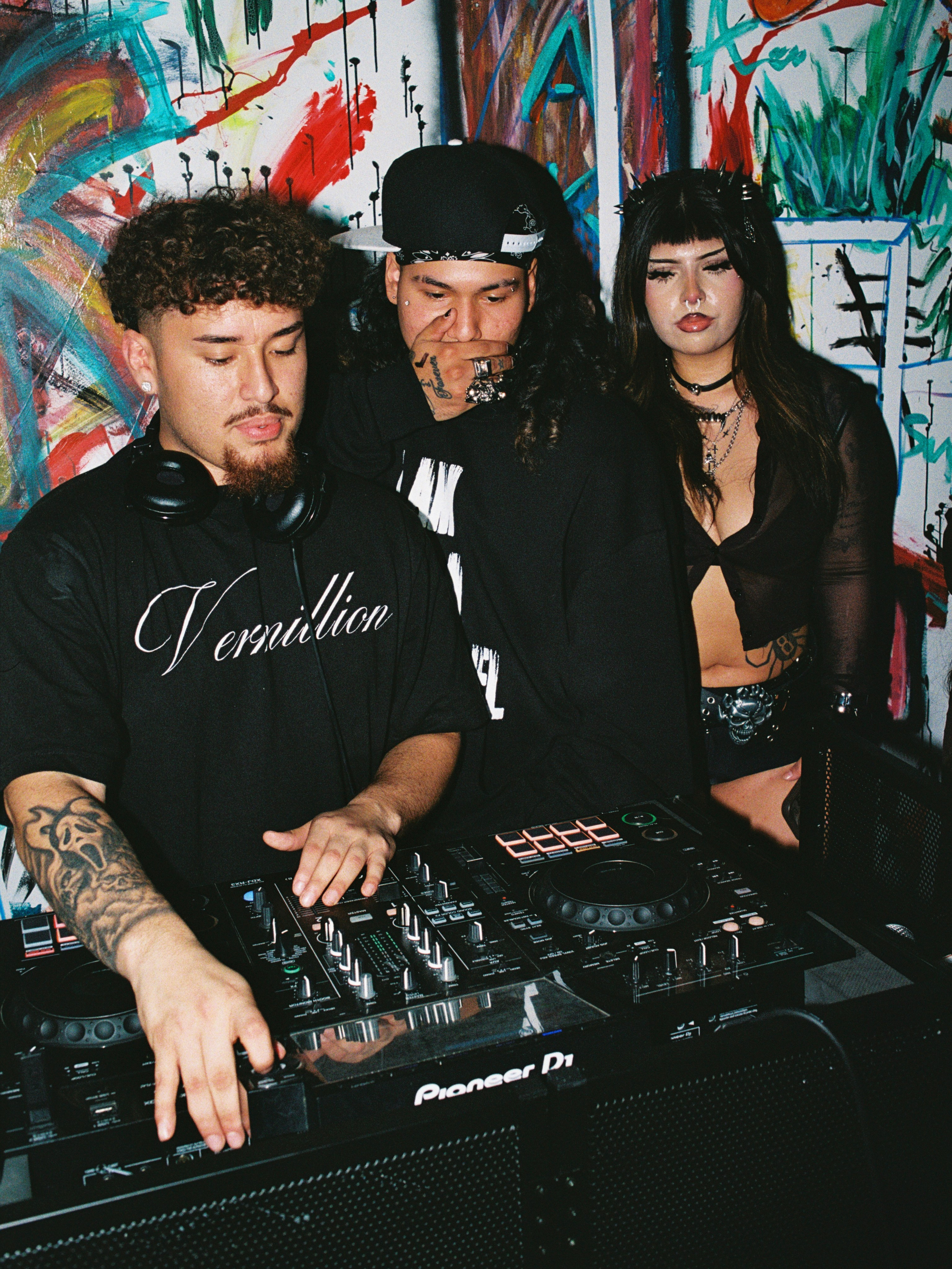 MUSIC AND EVENT. 35mm Photography by Brad Zgonena based in Chicago, IL