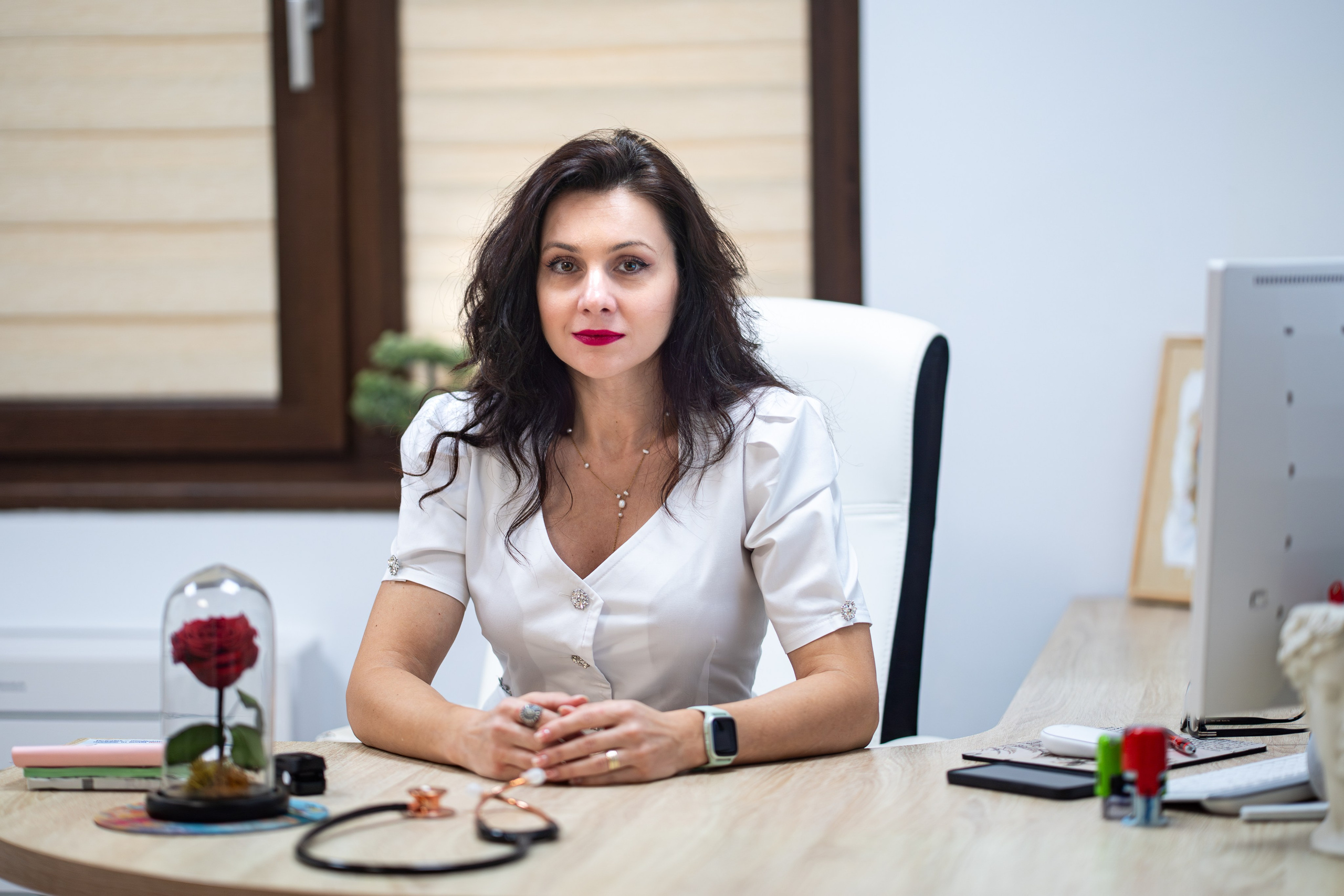 Dna. Dr. Coza Madalina. Adelinne