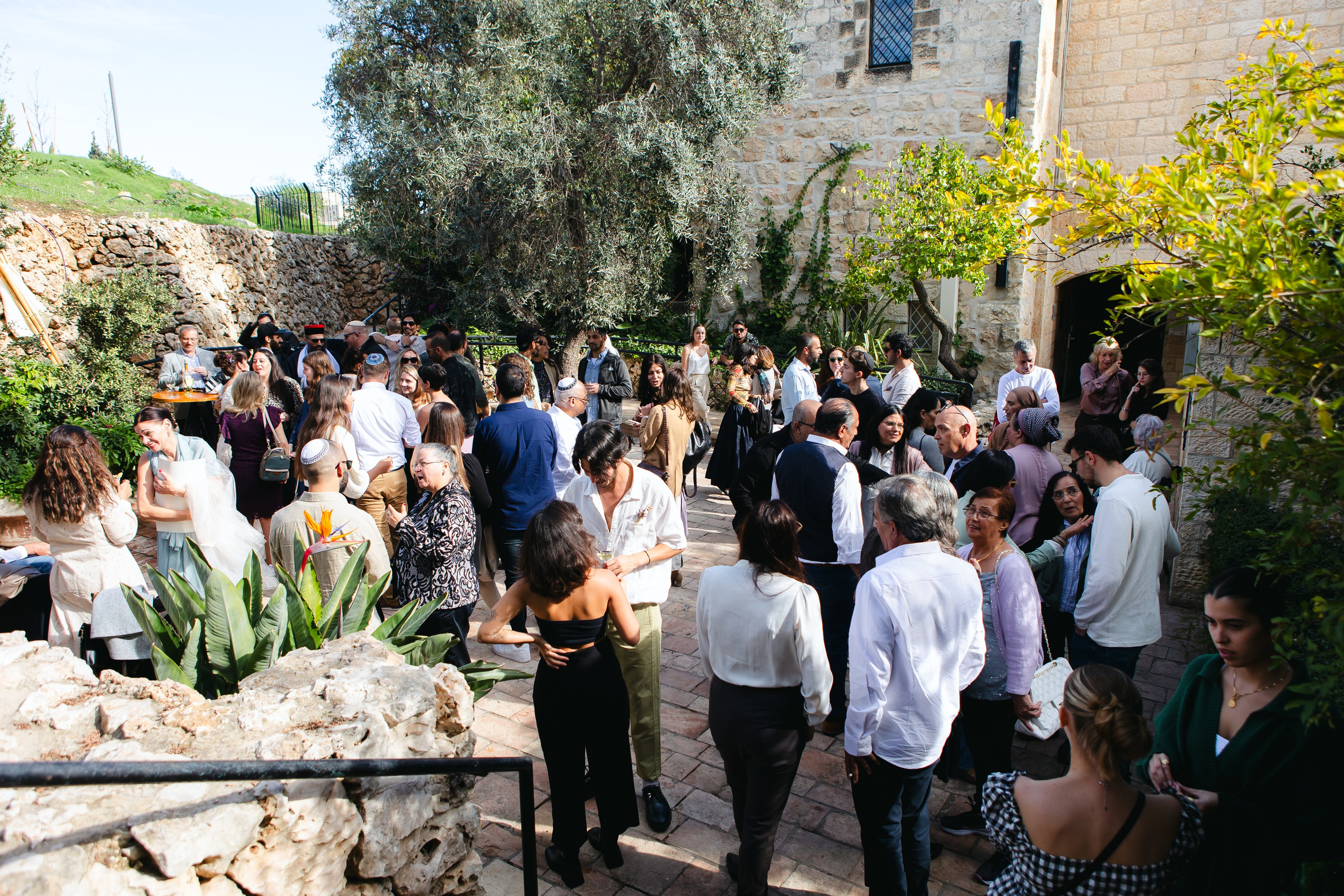 MORNING WEDDING AT YAMIN MOSHE. PHOTOGRAPHER IN ISRAEL