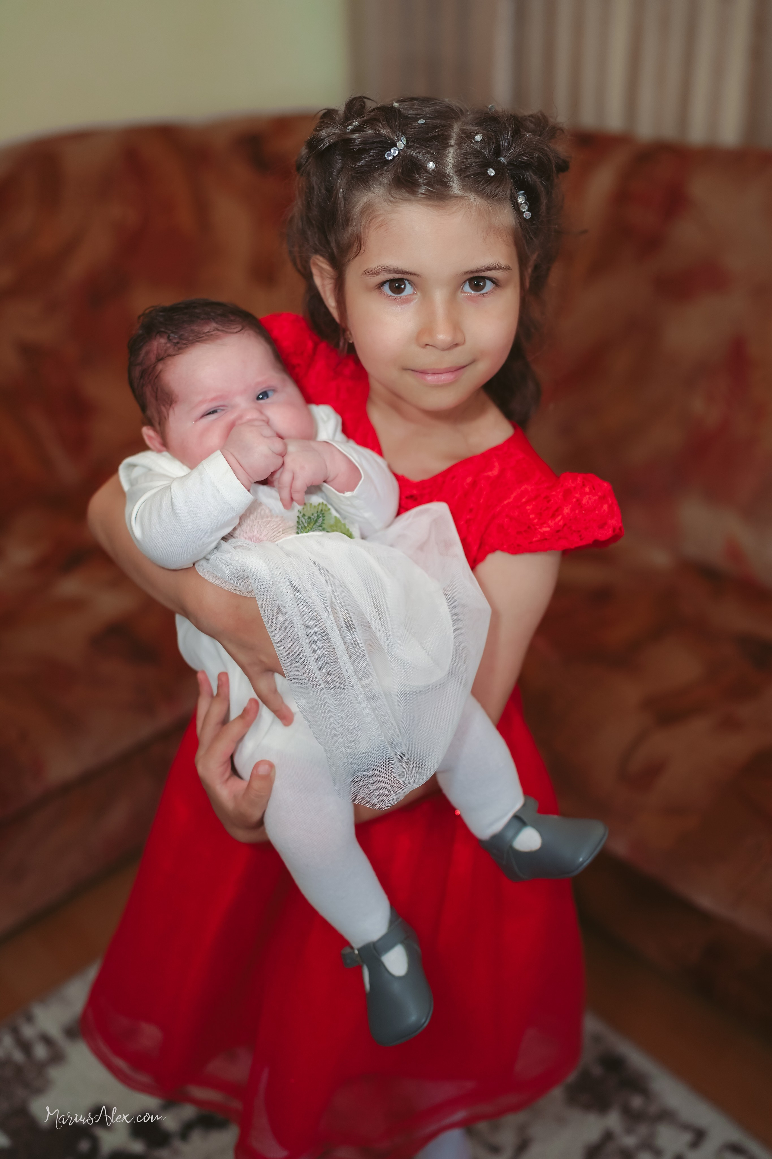 Andreia Sânziana. Marius Alex fotograf de eveniment si studio din Suceava