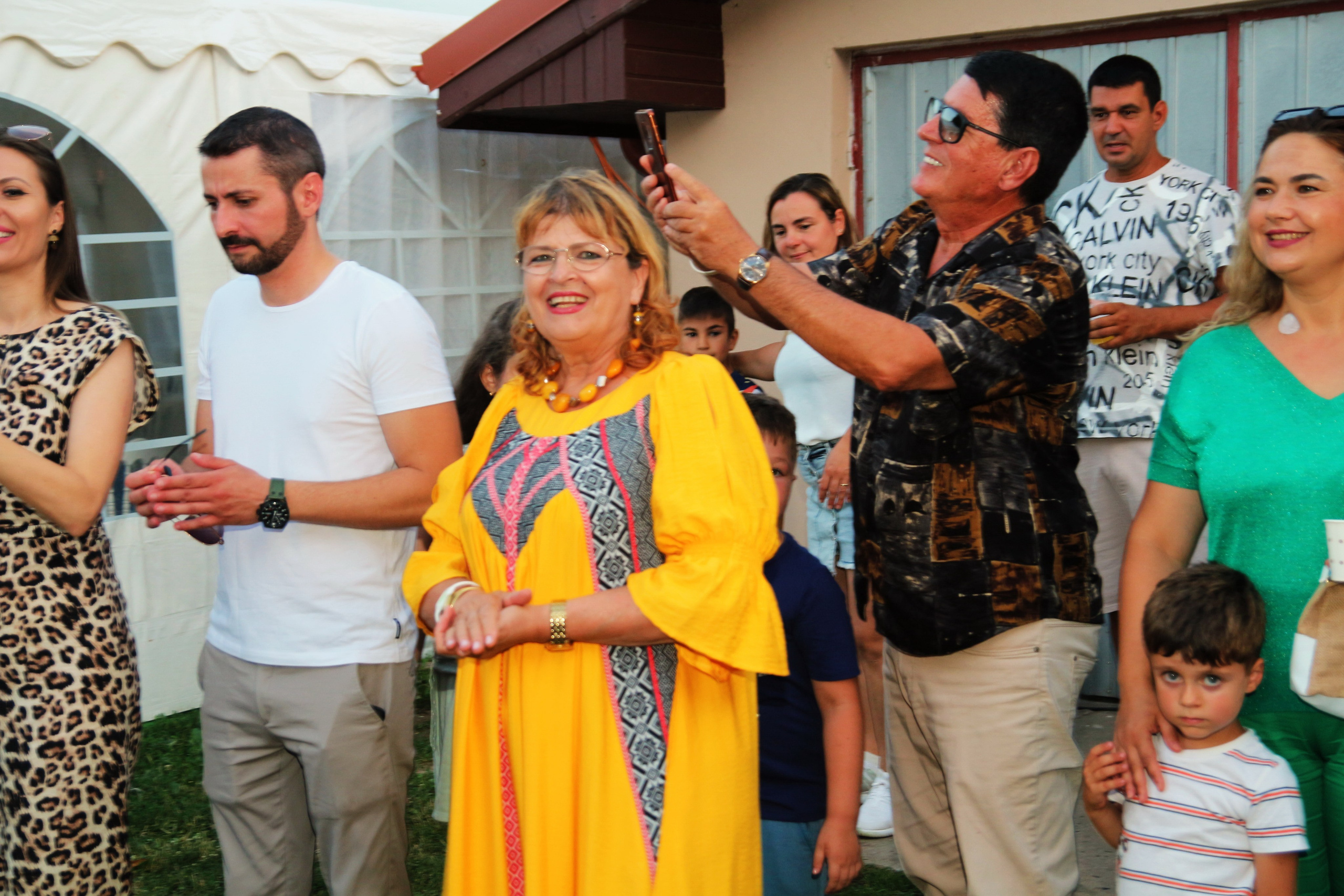 BYZO MEDIA. PETRU BYZO - family and children photographer in ROMANIA