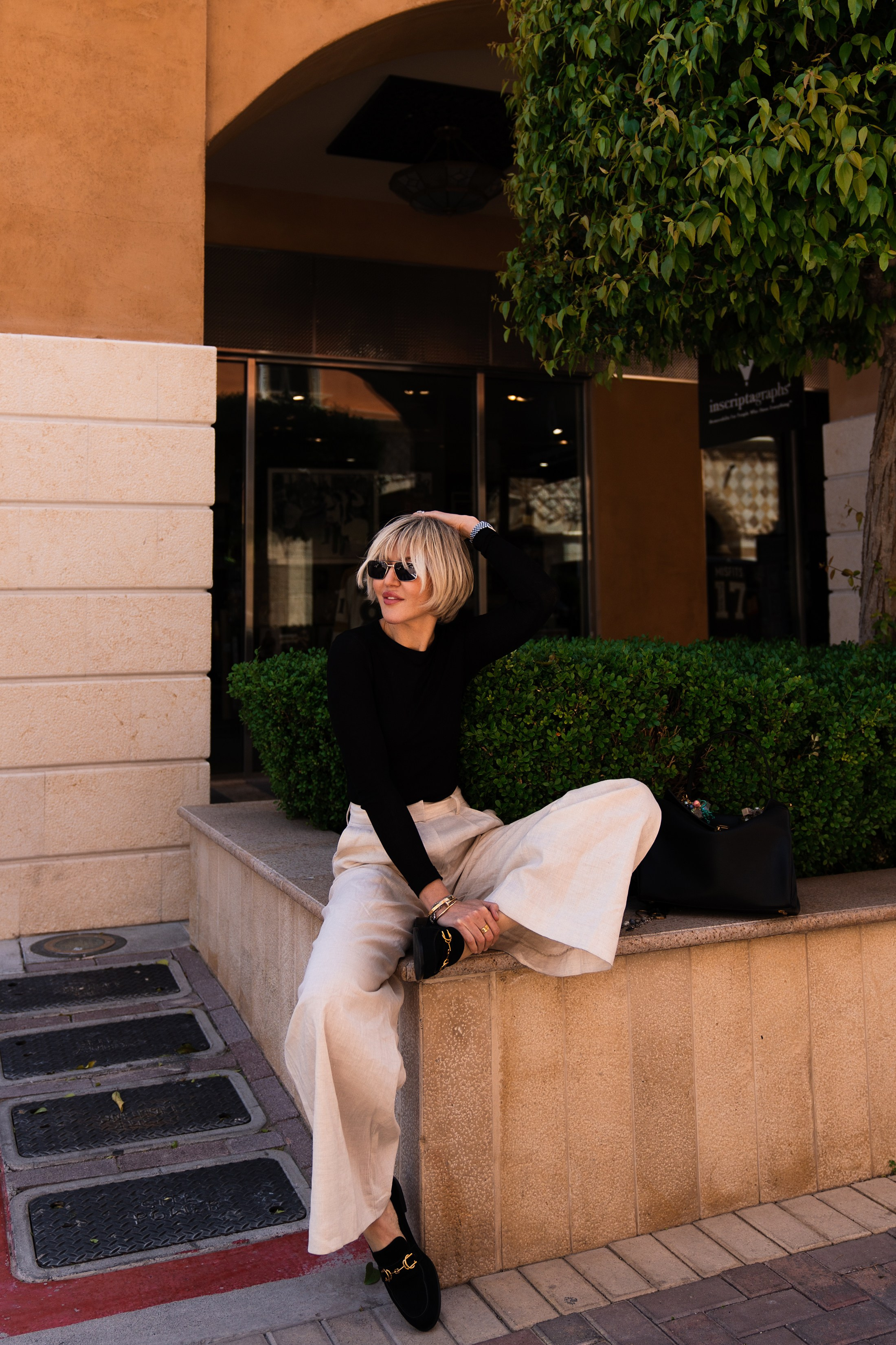 Tesa and her family. Wedding & elopement photographer Viktoriya Kravtsov. Las Vegas