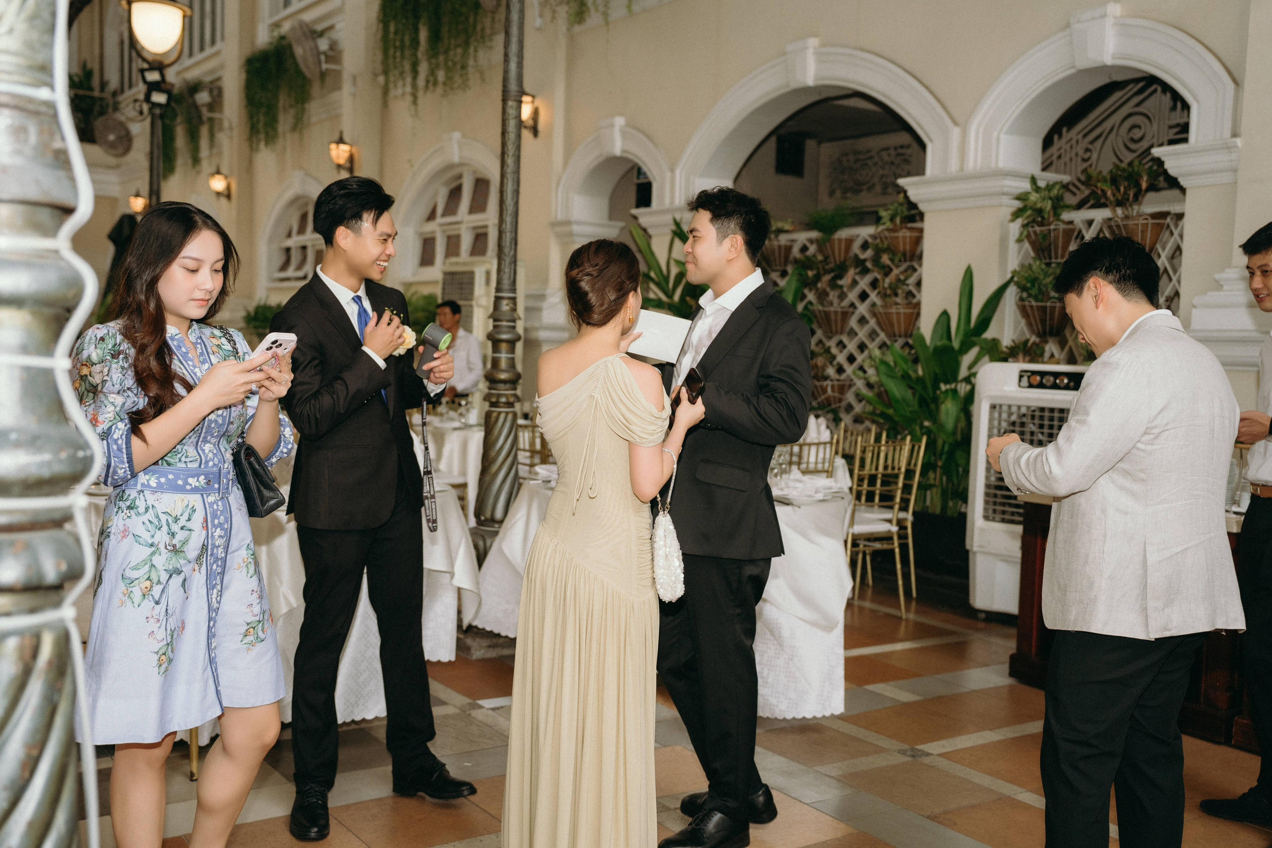 Hoang + Thuy | Photojournalism. BenColor Studio