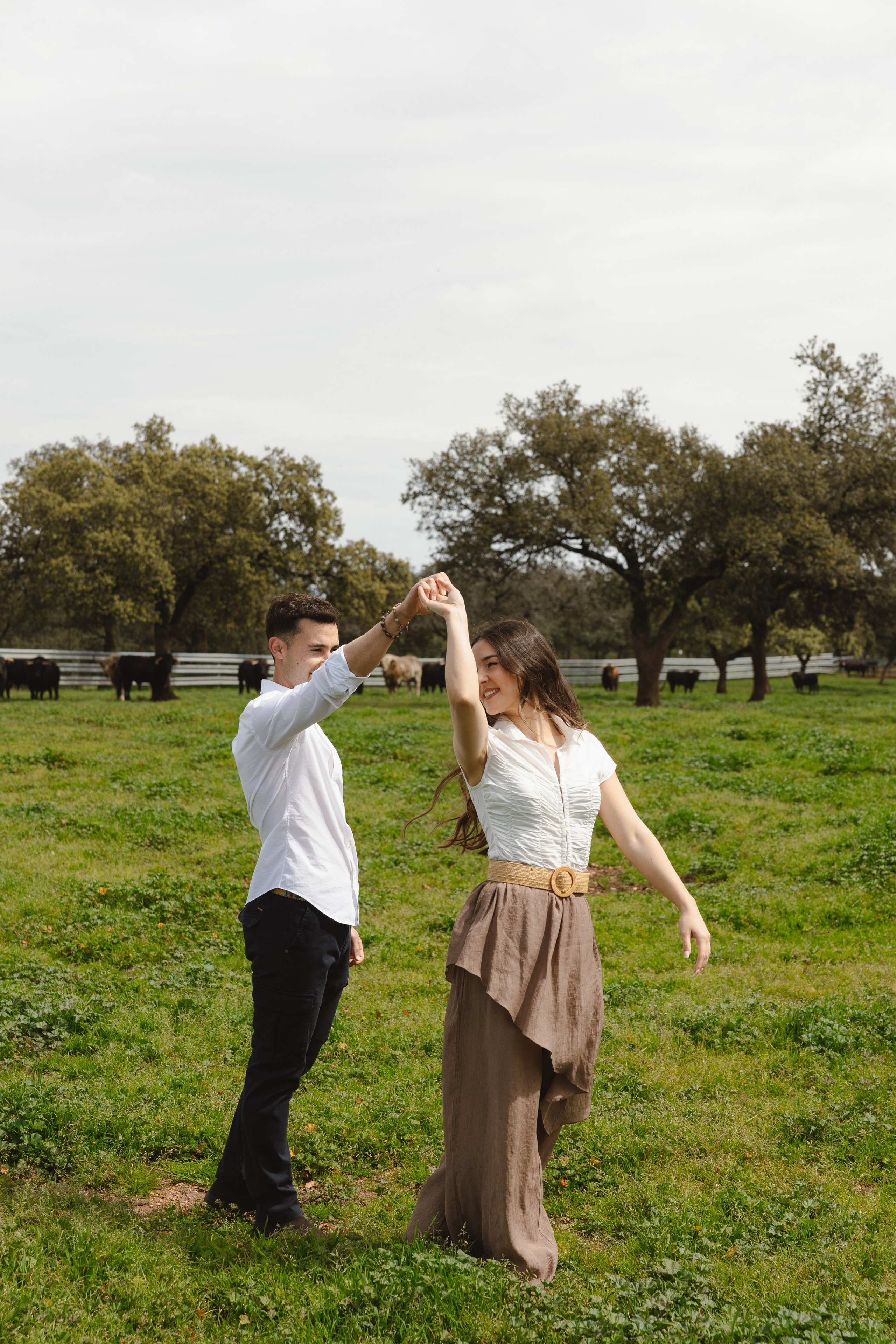 PREBODA EN UNA GANADERÍA DE TOROS. Fotógrafo y Videógrafo de bodas y eventos