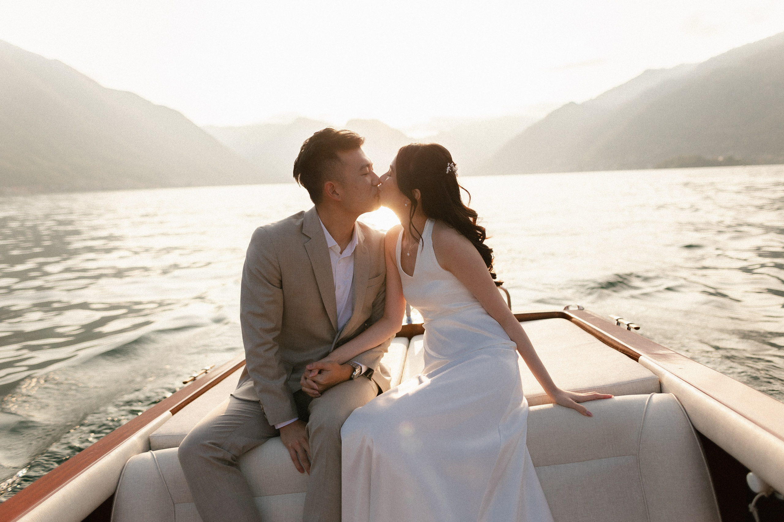 Elopement on Lake Como — Intimate Wedding Photography by Anna Linnik. Photographer in Italy Anna Linnik