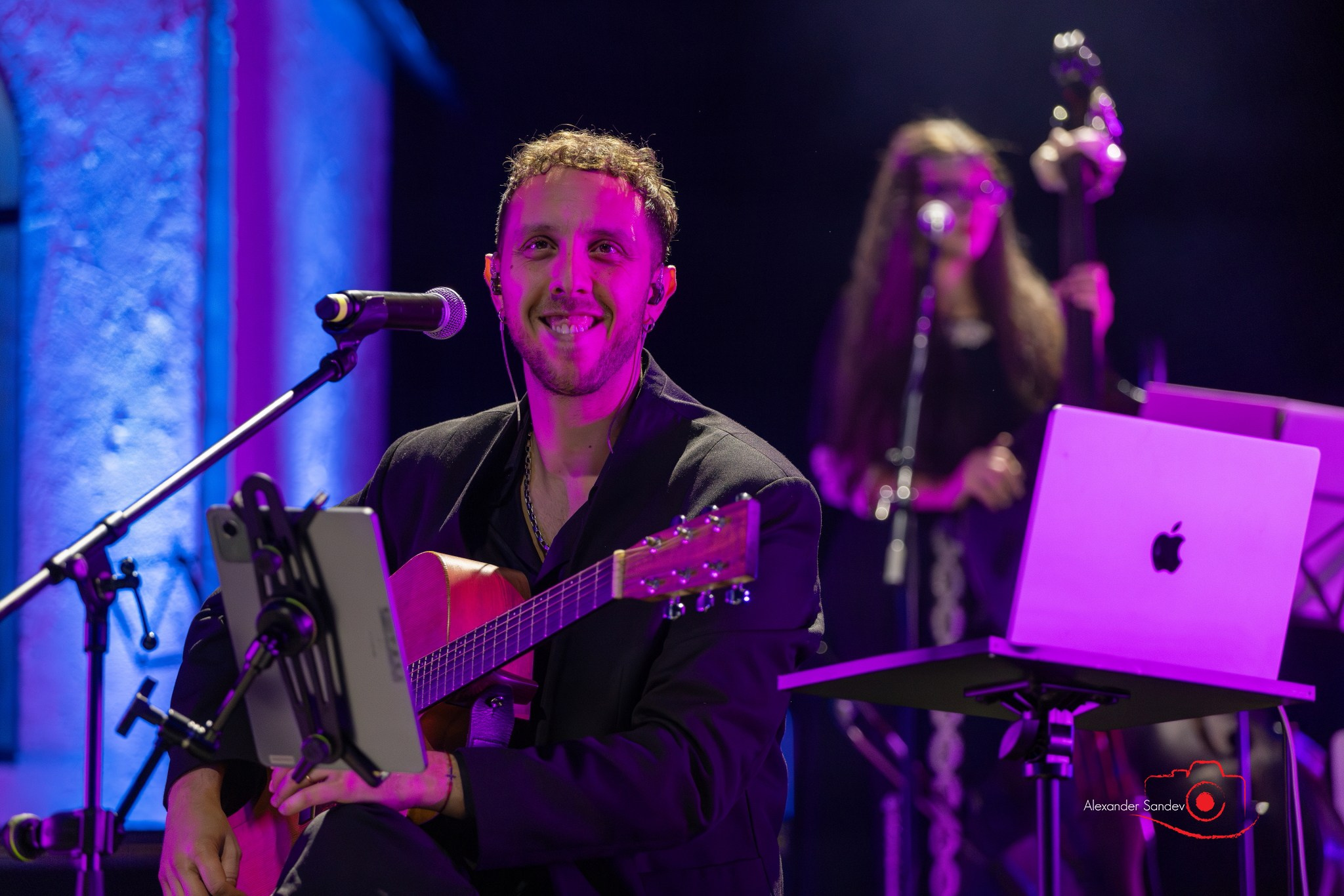 МОЛЕЦ на живо в НДК - 04-05.11.2025 г. Александър Сандев - website