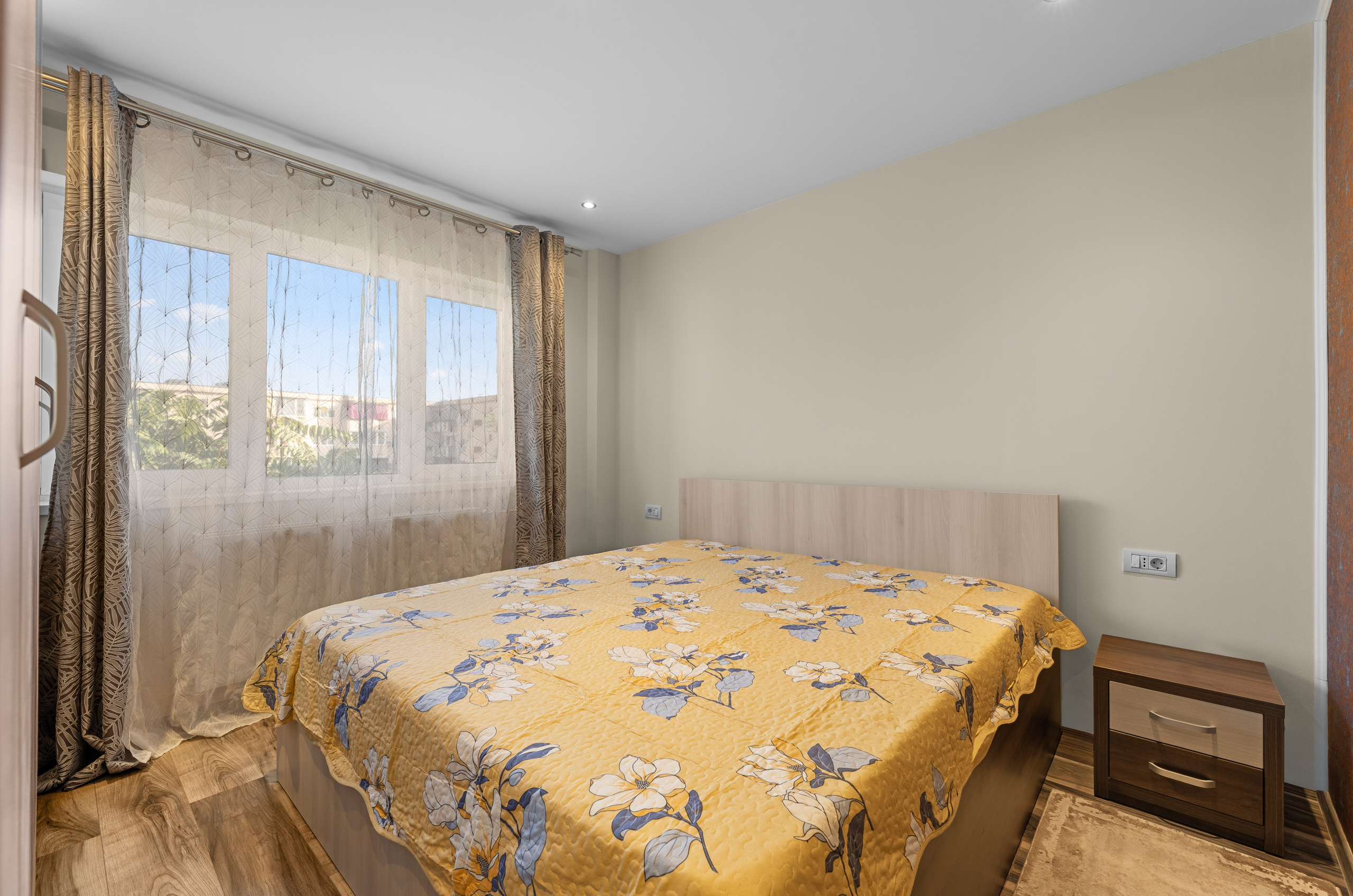 INTERIOR - REALESTATE. Samuel Ciobanu