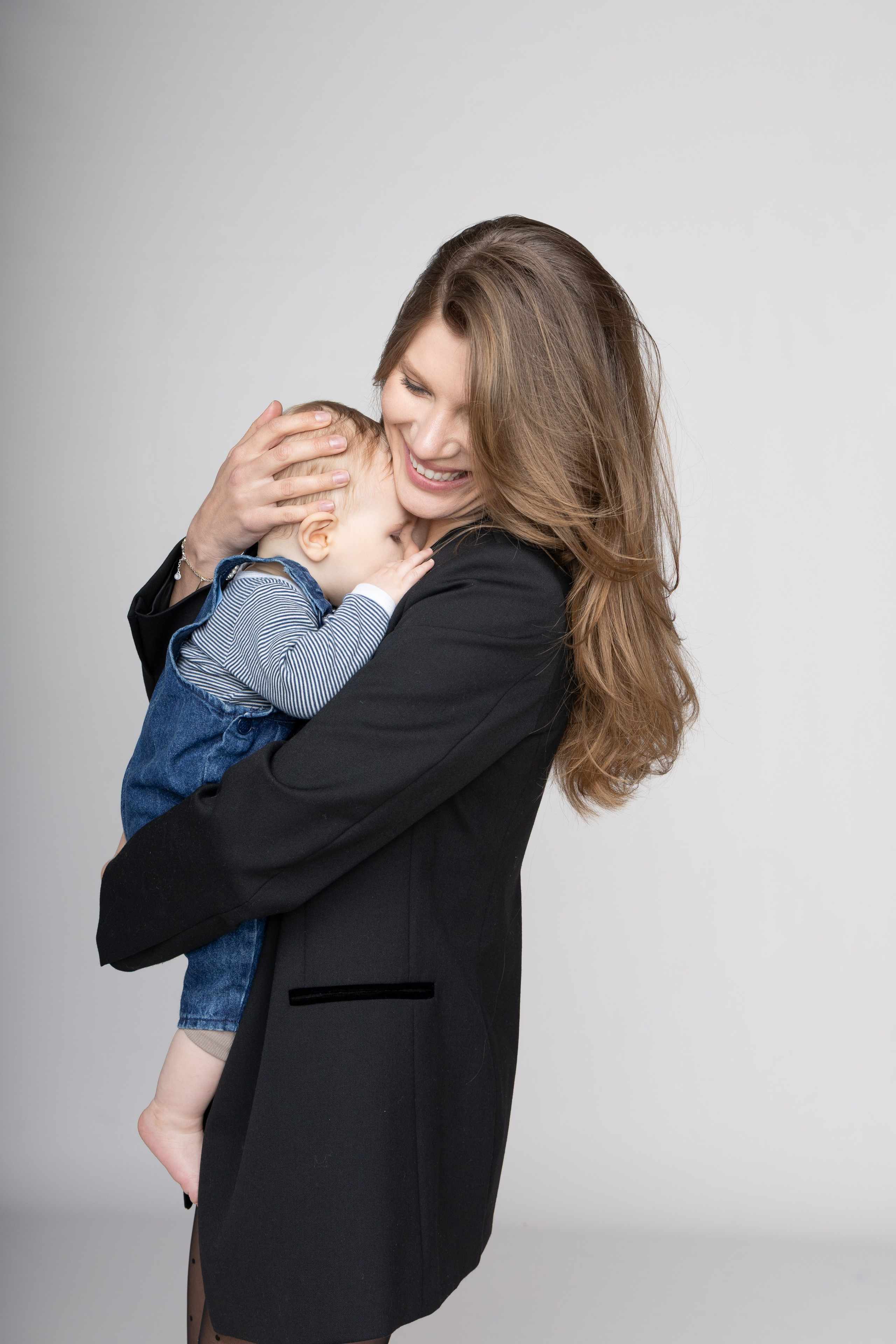 Séance photo maternité. Photographe de mariage et de portrait dans le Tarn, Toulouse et en Occitanie