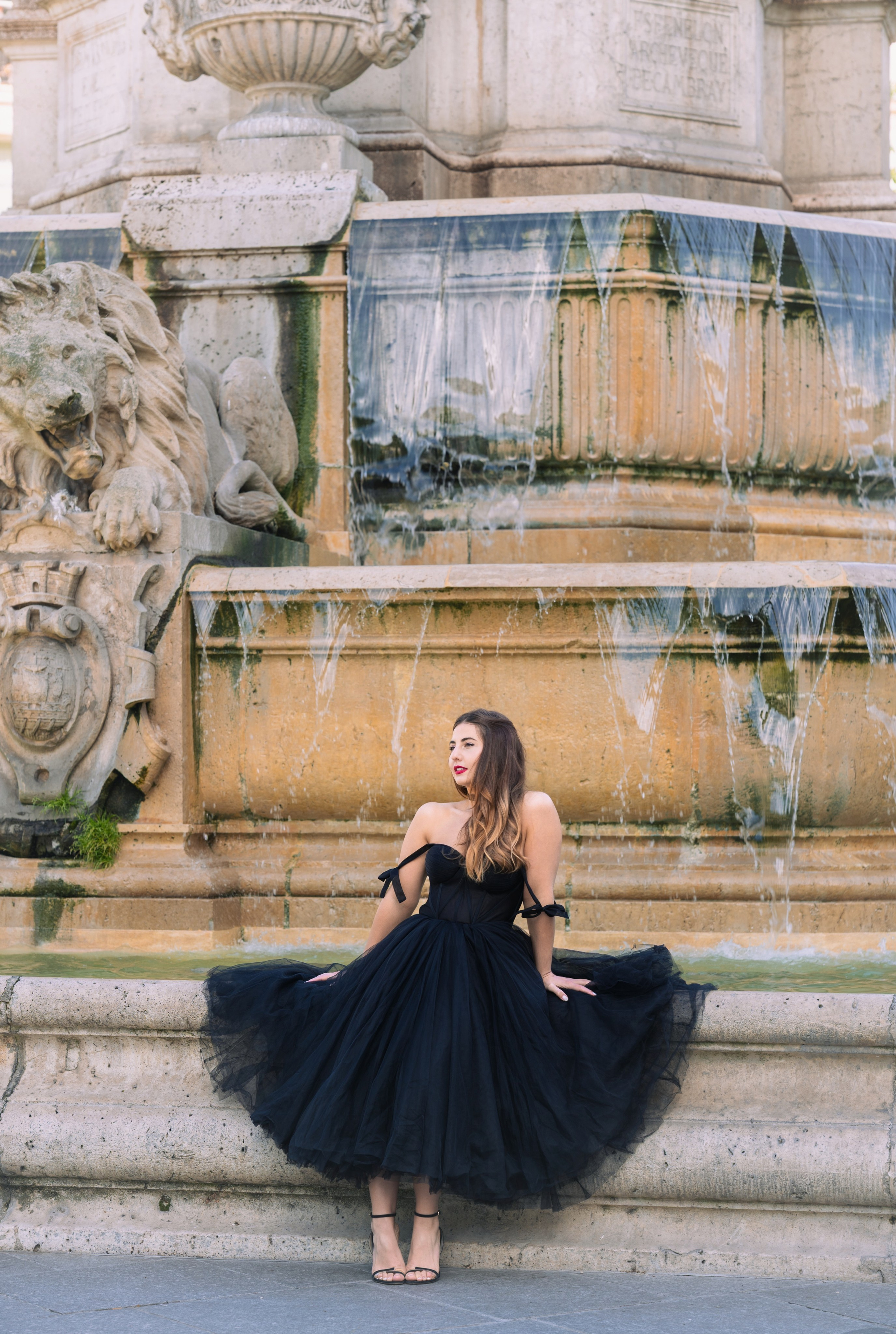 Margo. Nina — Fashion & Beauty Photographer in Paris | Portrait Photoshoots
