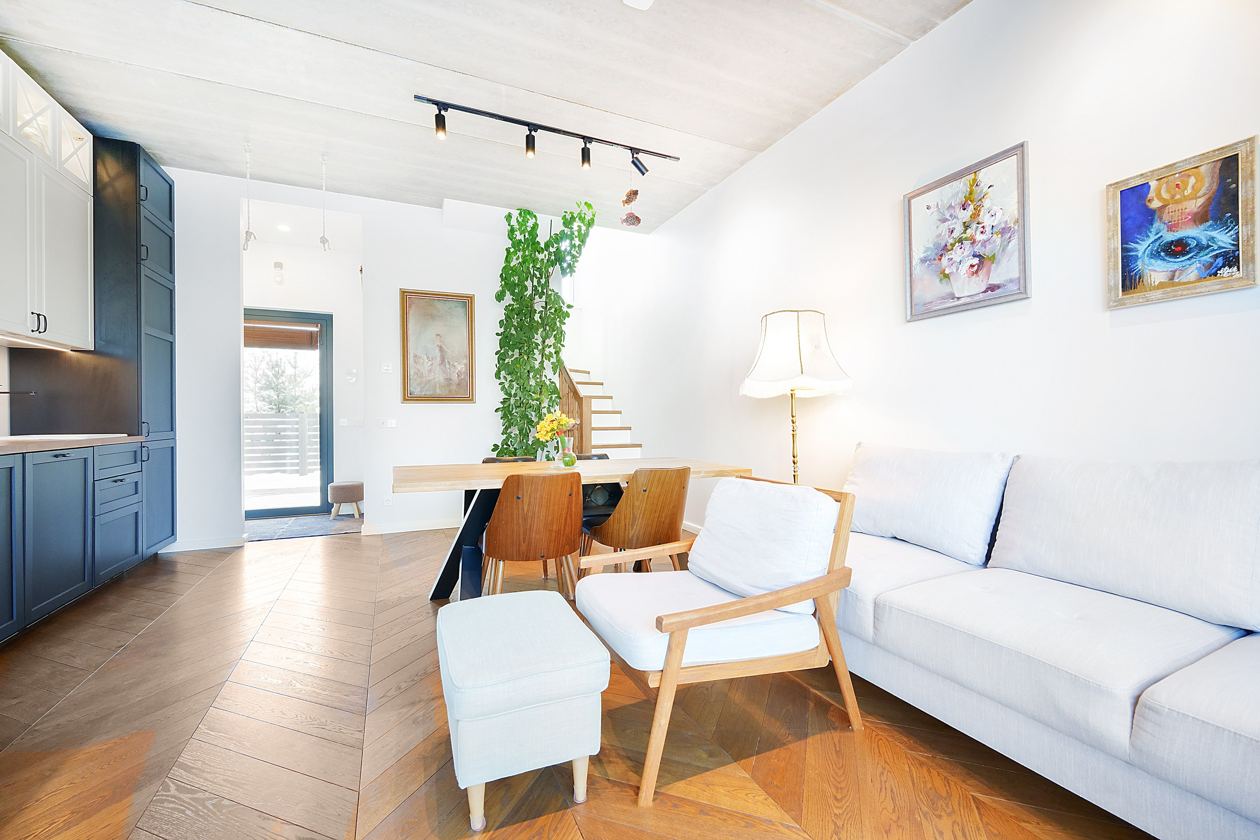 Ginetiškės, Pakonių g. Elina Sapiega fotografė Vilniuje