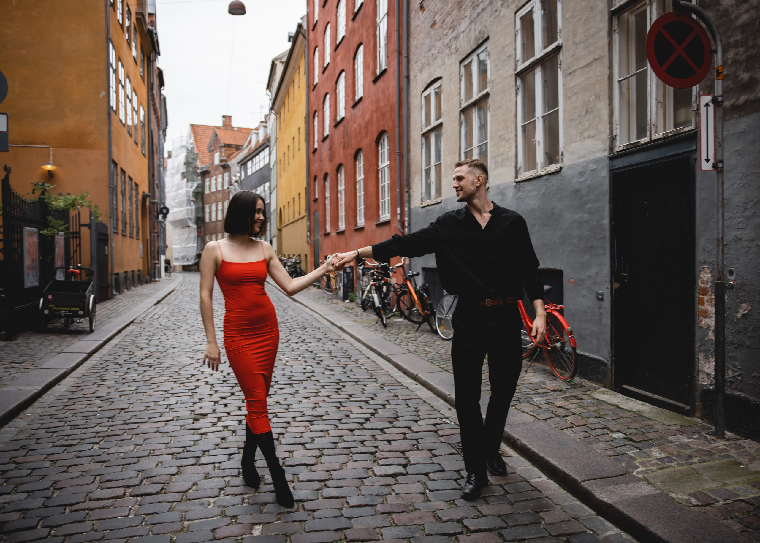 Julia and Filipp. Professional wedding photographer in Copenhagen, Denmark — Julia Byron
