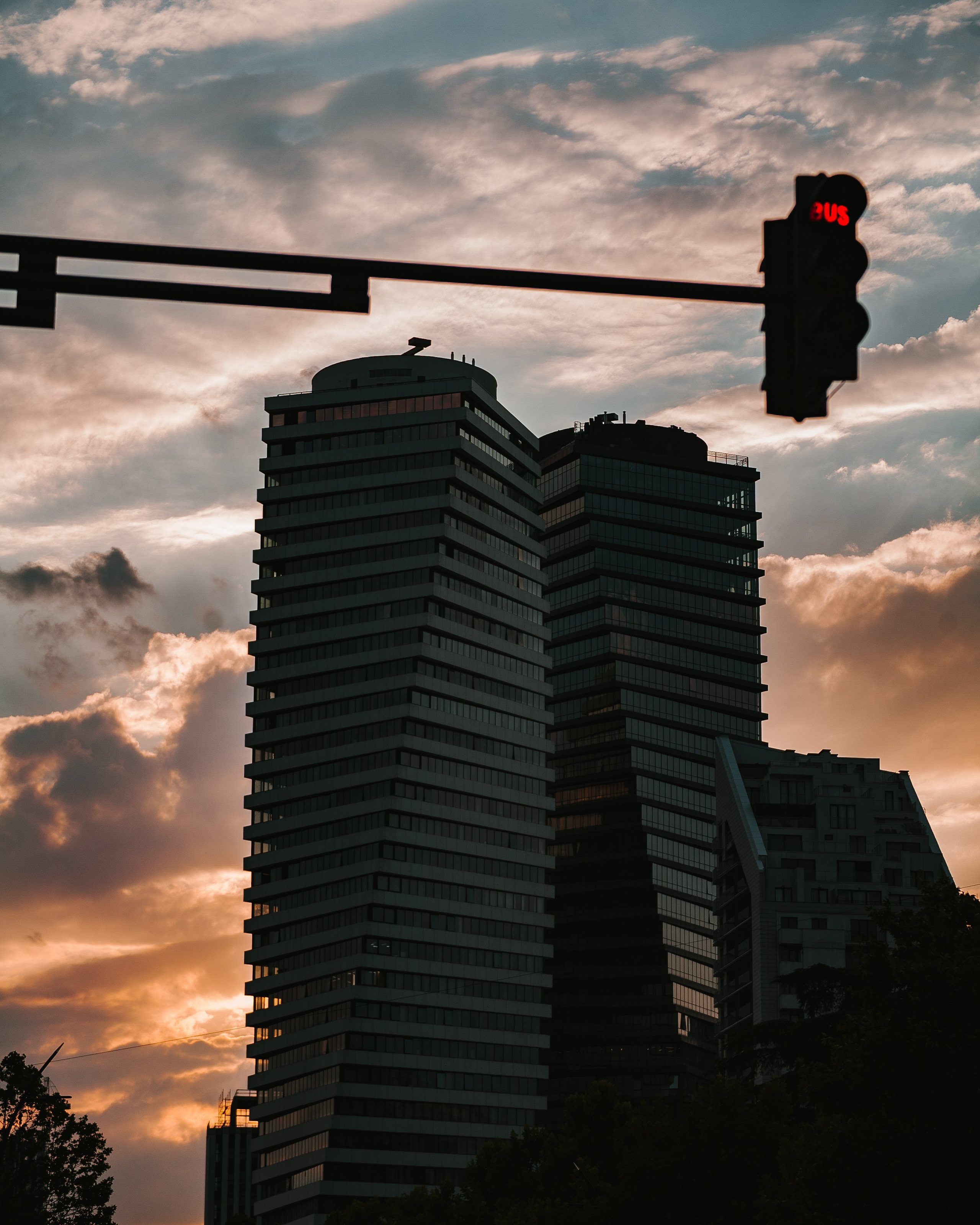 T B I L I S I. Bspander