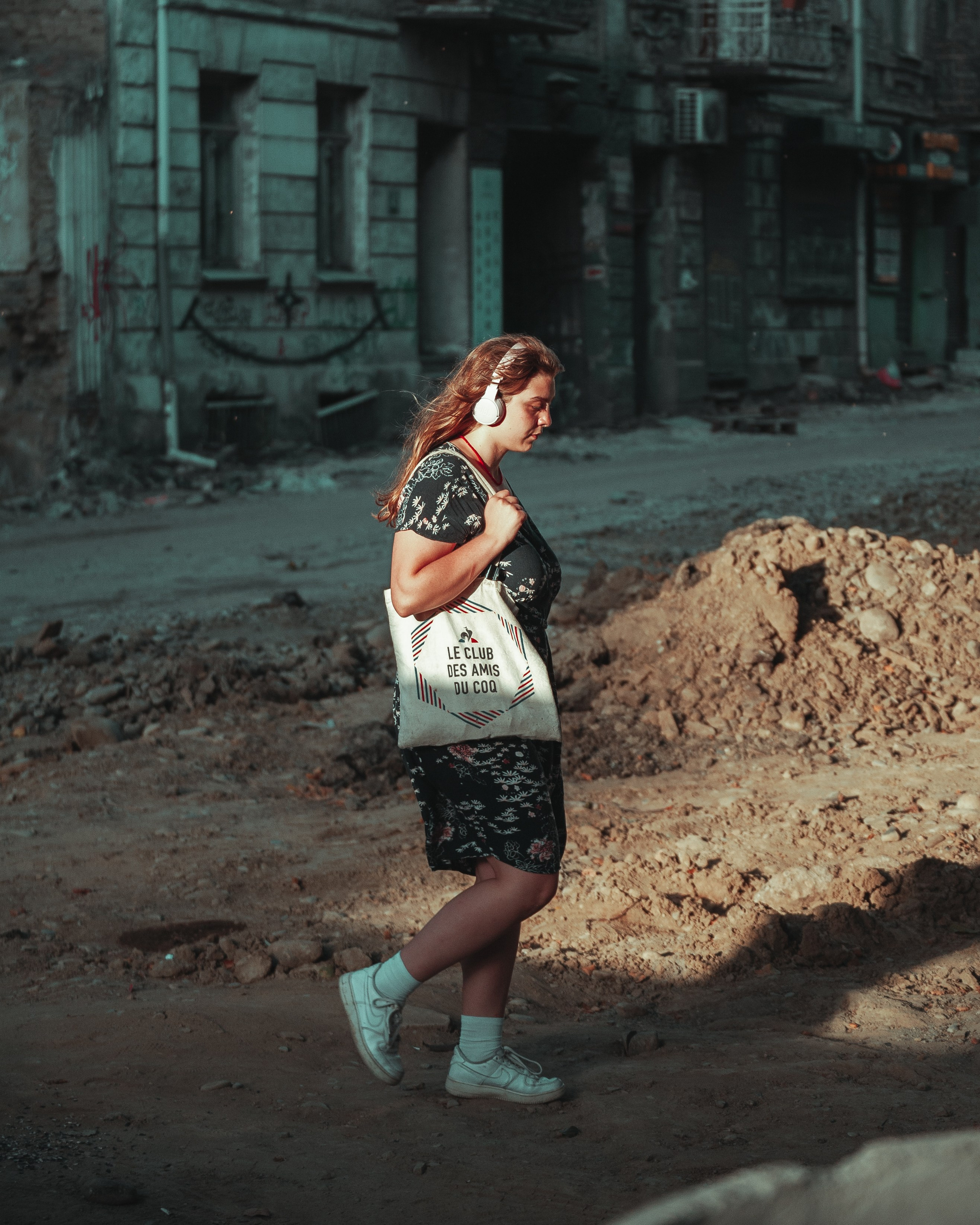 T B I L I S I. Bspander