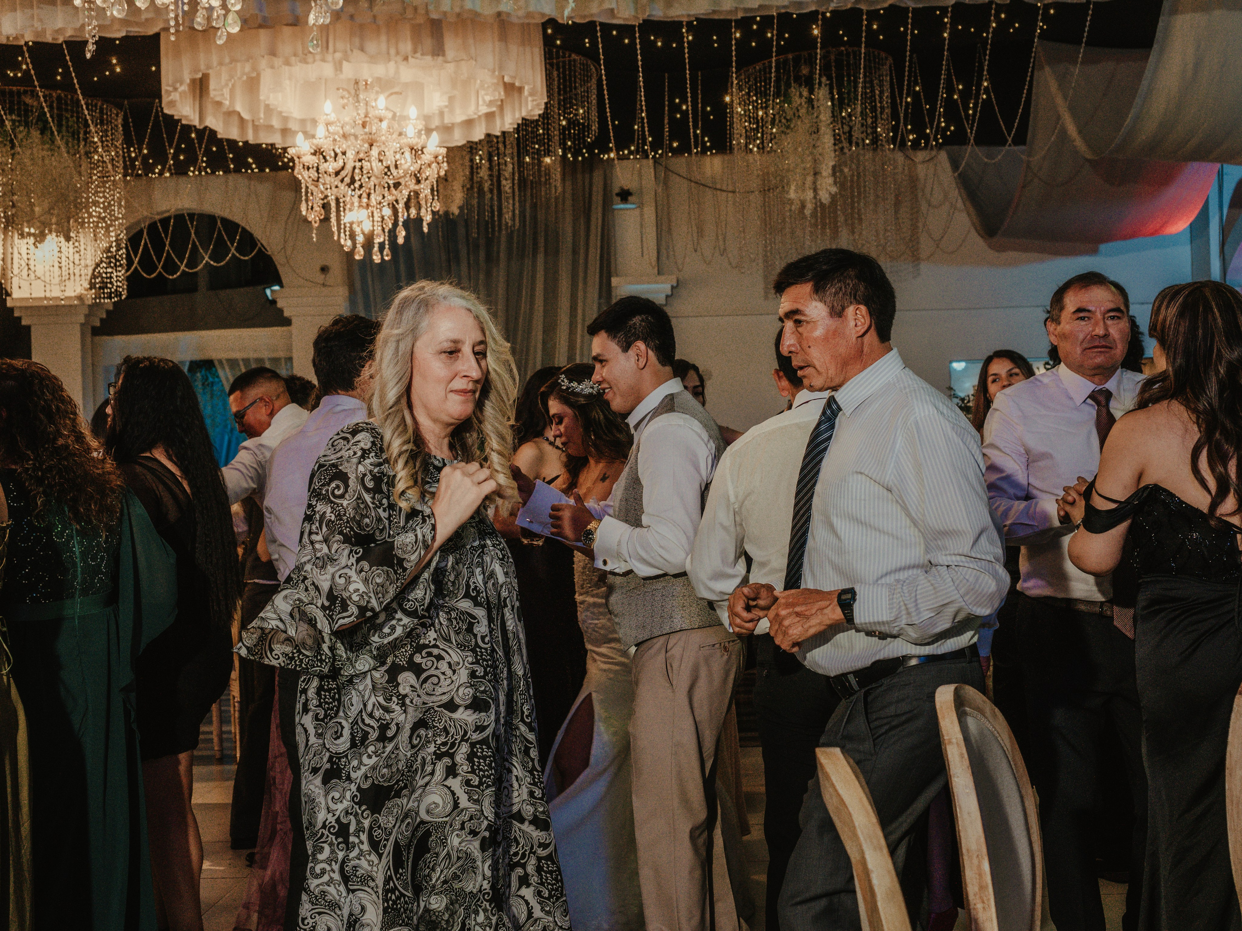 CARLA Y MARIO BODA RELIGIOSA. Studio KVTA | Fotografía y Video de Bodas en Arequipa